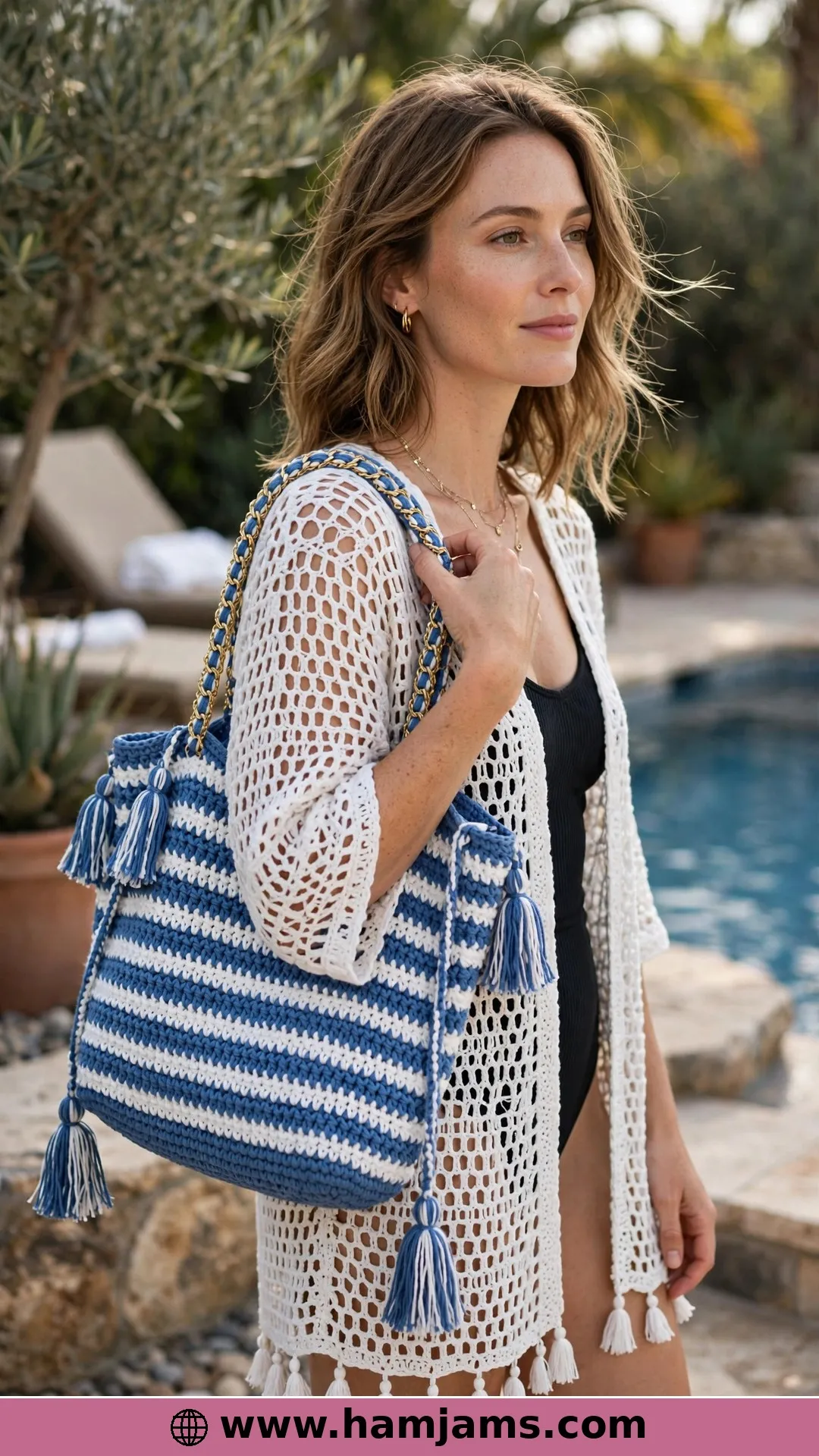 Fair Isle Blues With a Woven Chain Handle
