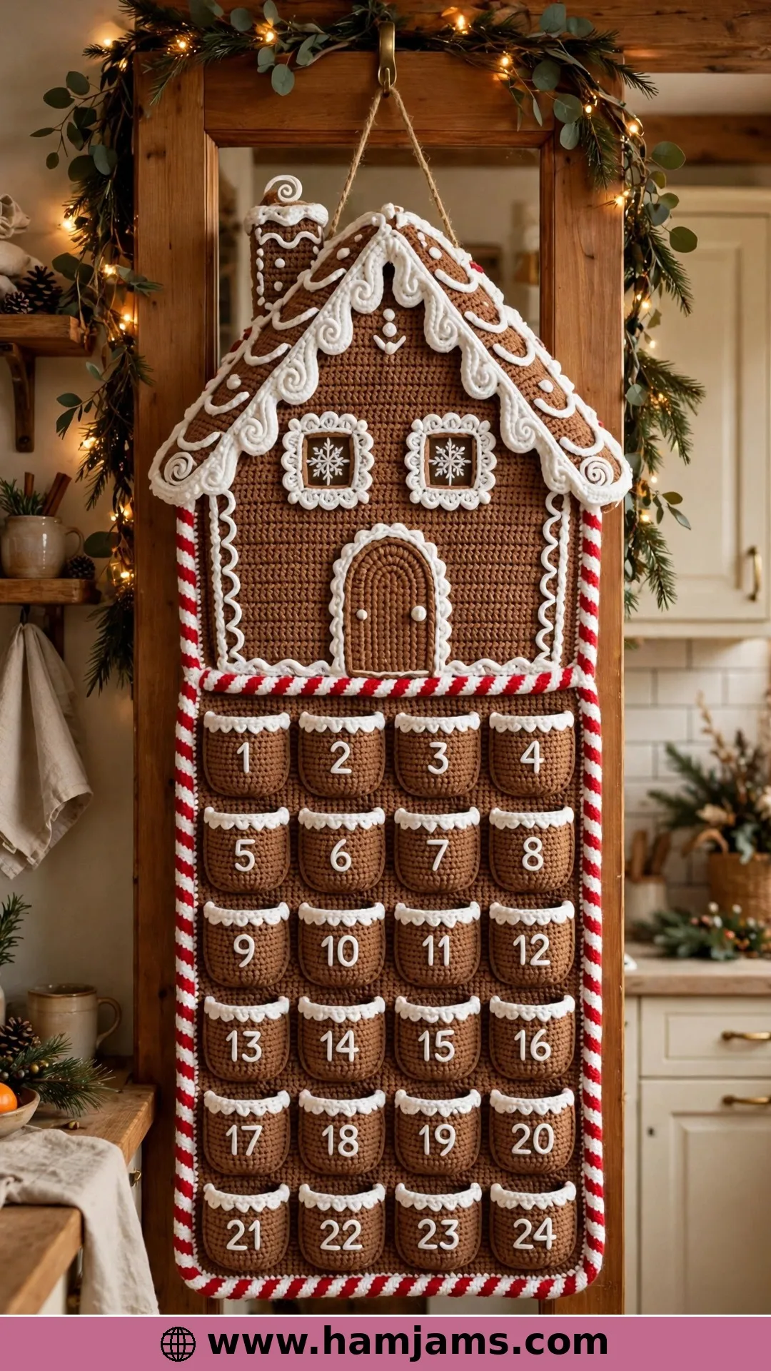 The C2C Gingerbread House With Icing-White Edges