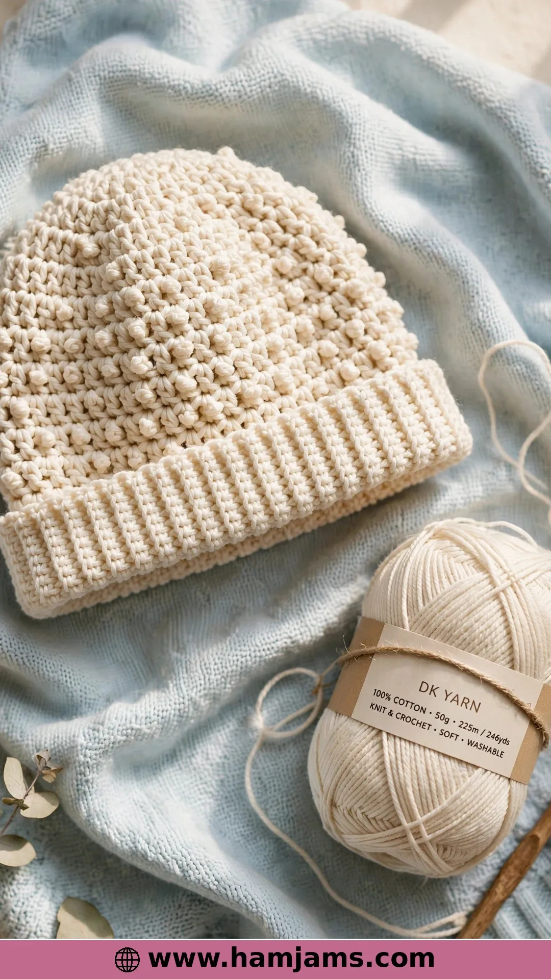 Crunch Stitch Texture With a Turn-Up Brim