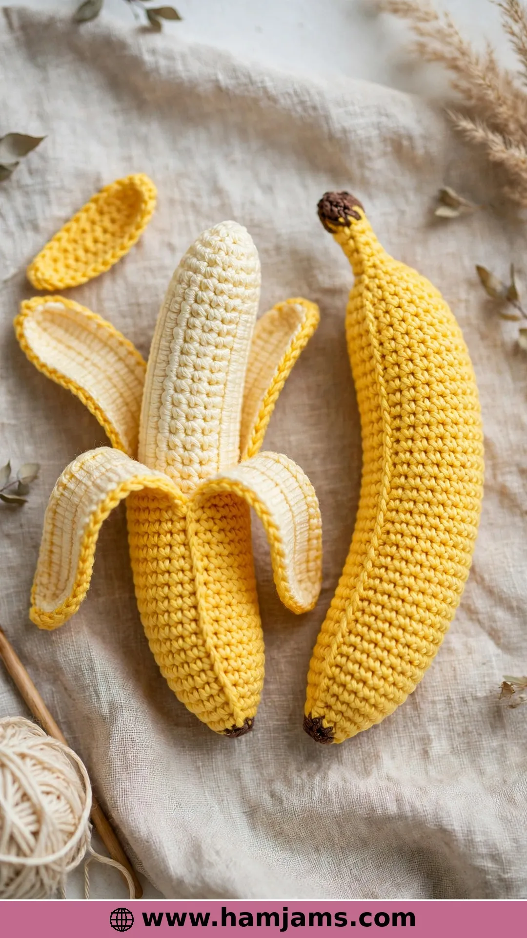 Peeled and Unpeeled, Two Bananas in One Pattern