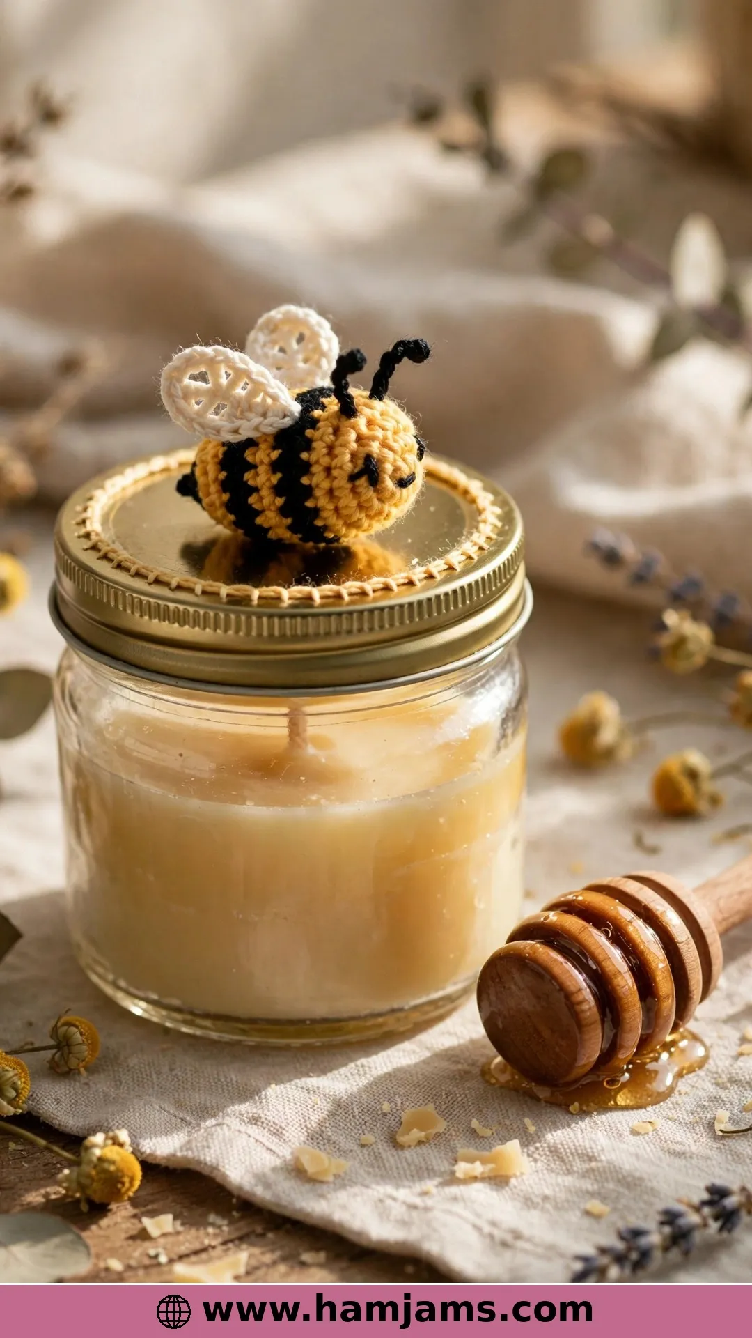 The Candle-Lid Bumble Bee Appliqué