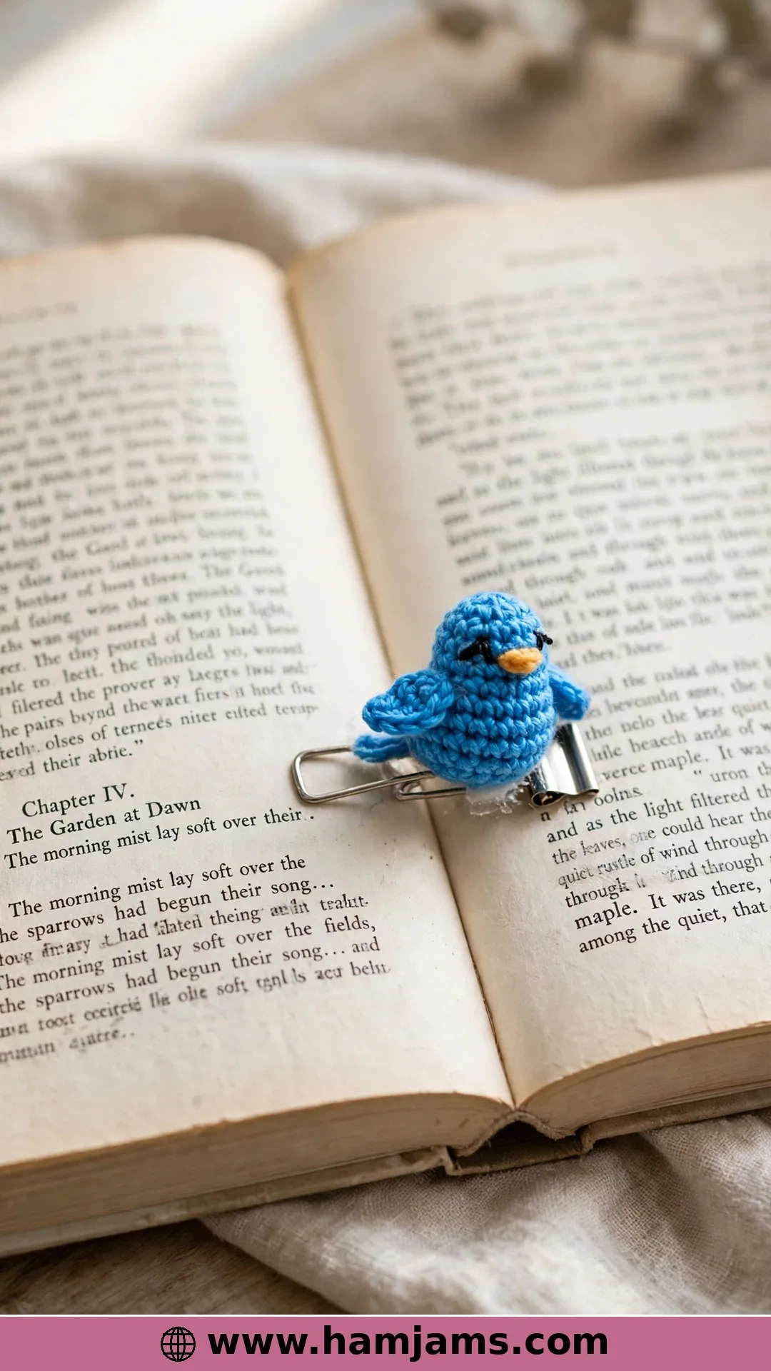 A Tiny Bird for Your Book Pages