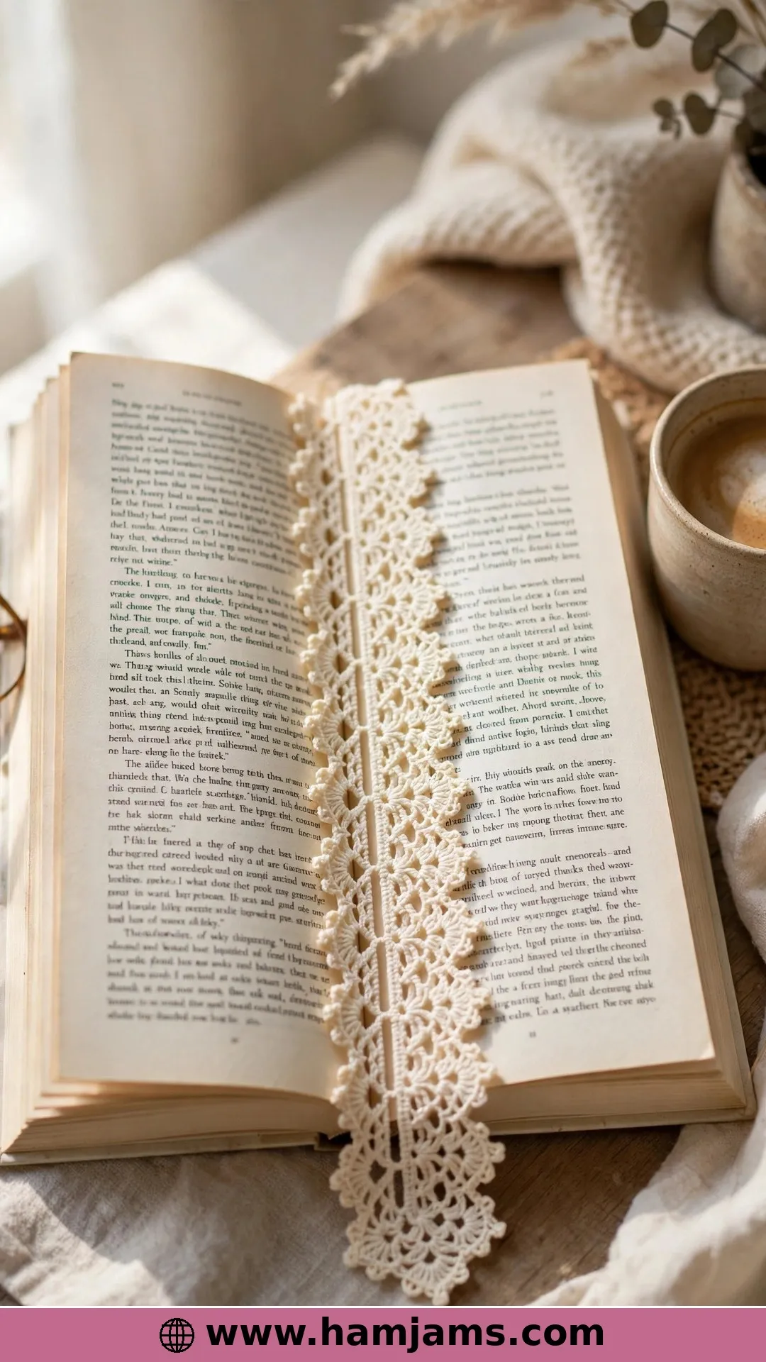 The Pretty Lace Bookmark With a Scalloped Edge