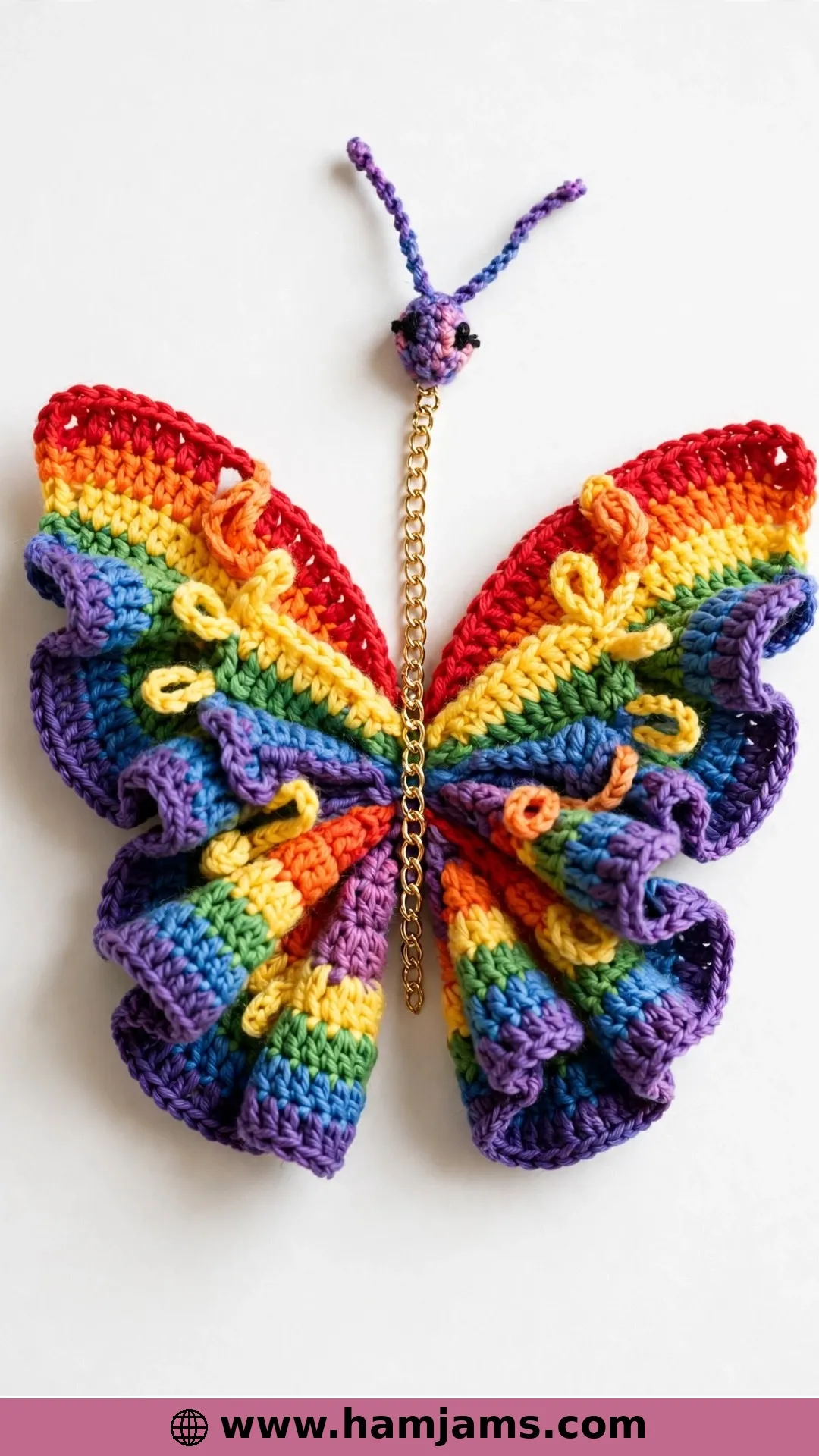 The Ruffled Granny That Folds Into Wings