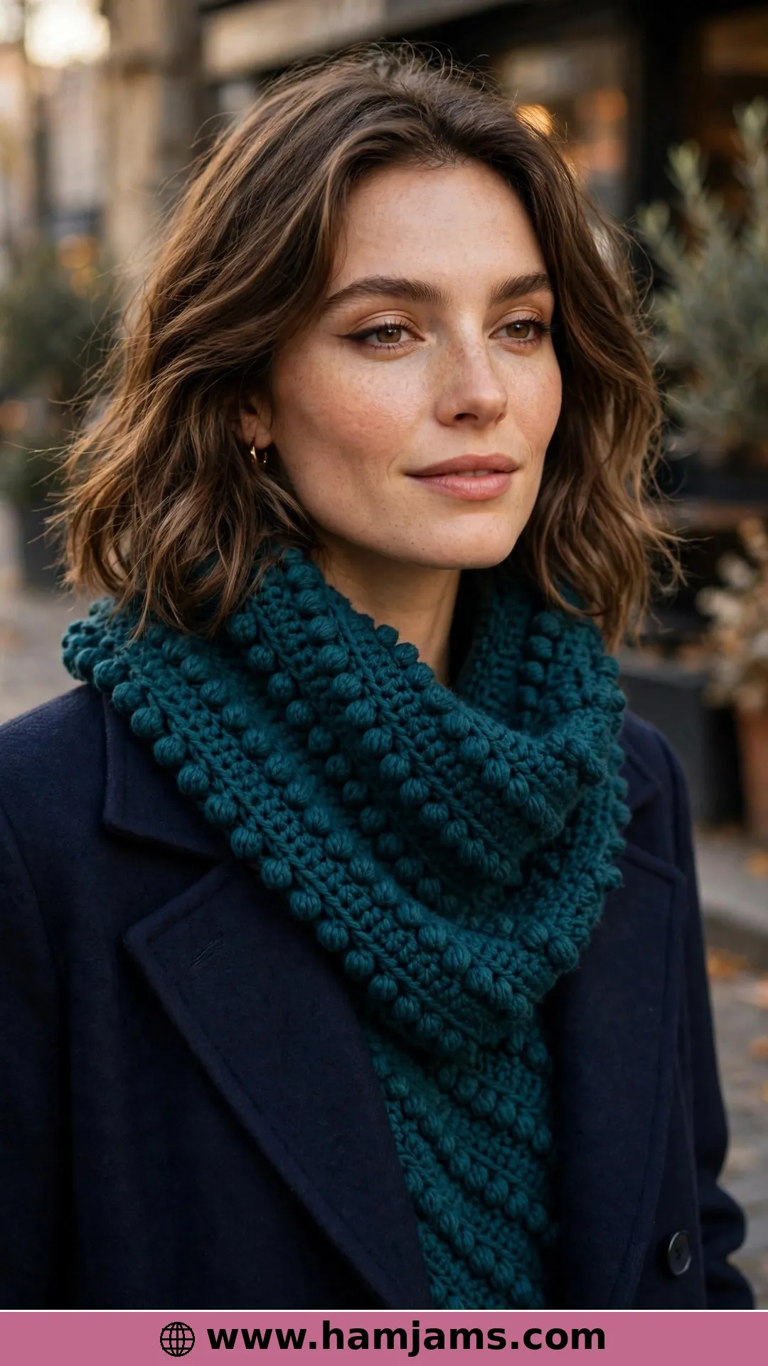 Diagonal Picot Texture in Chunky Wool