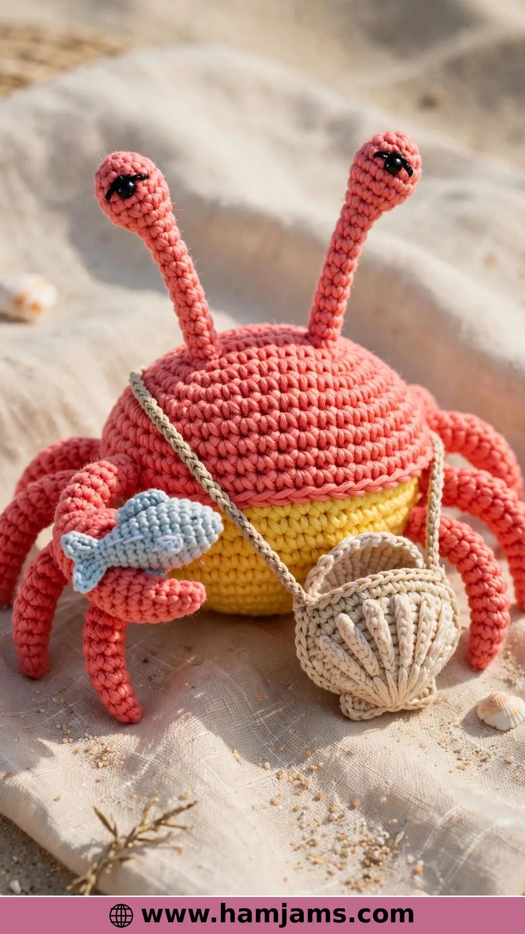The Coral Crab Who Carries a Fish