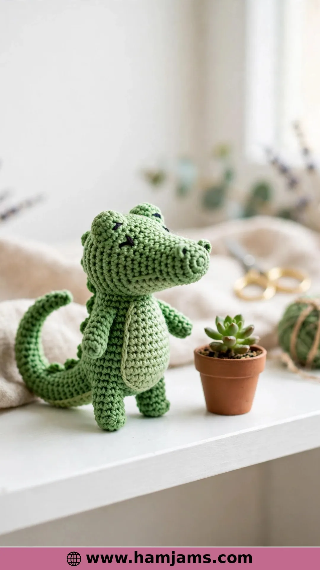 Cray, the Little Crocodile Who Stands All on His Own