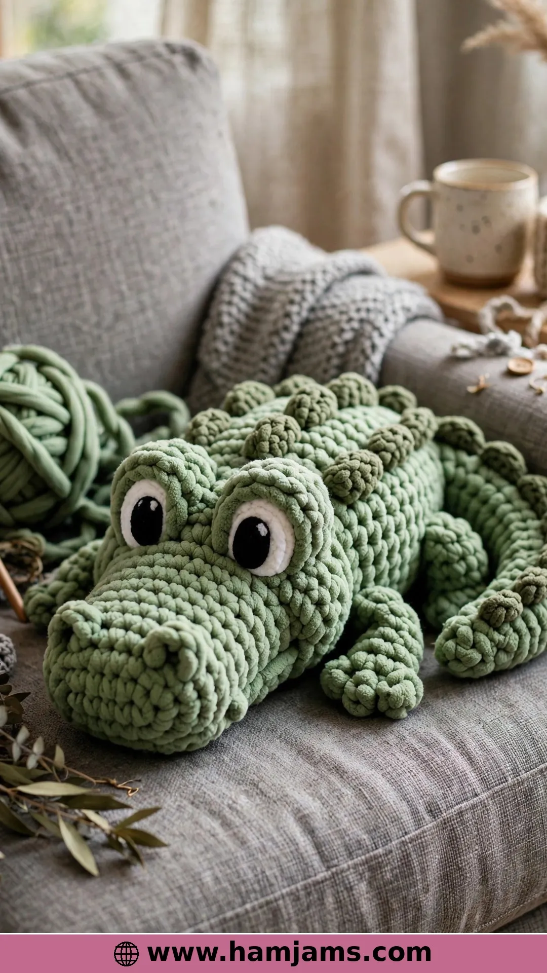 Snap, the Chunky Crocodile With an Eighty-Eight-Round Body