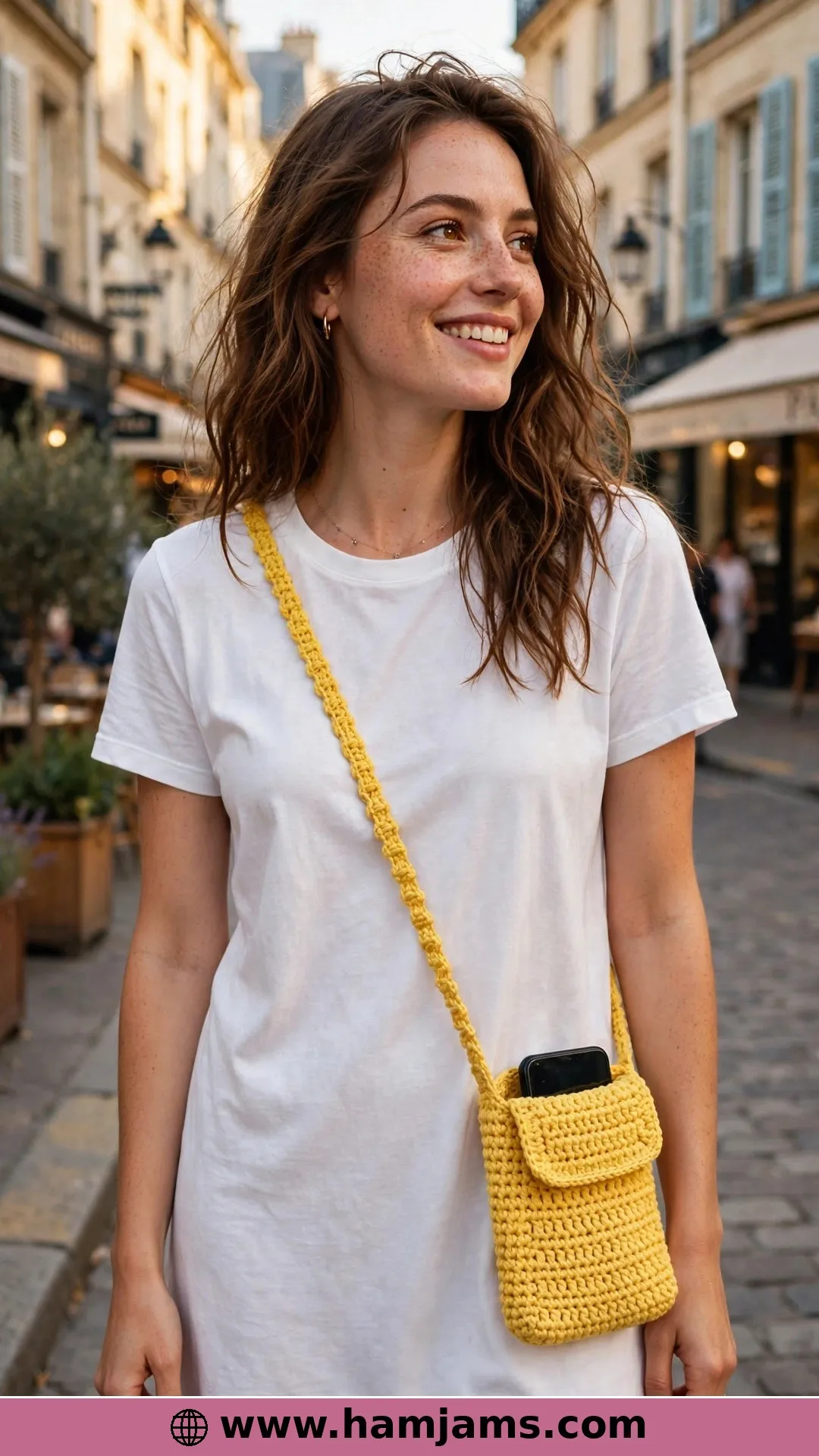 The Fully Adjustable Everyday Phone Bag