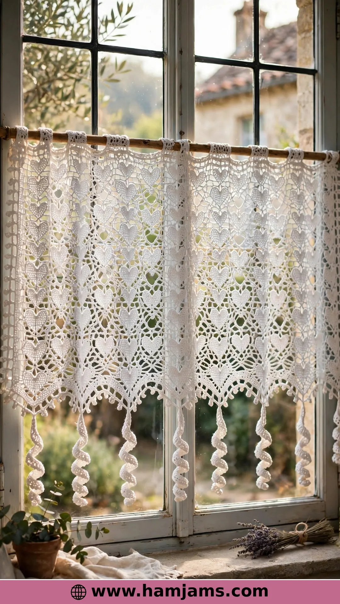 Lacy Hearts With Curlicue Tassels