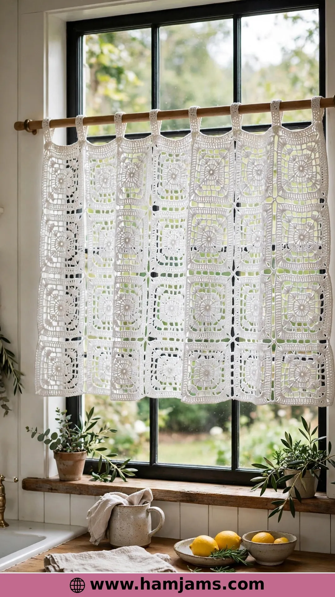The Classic Squares Café Curtain