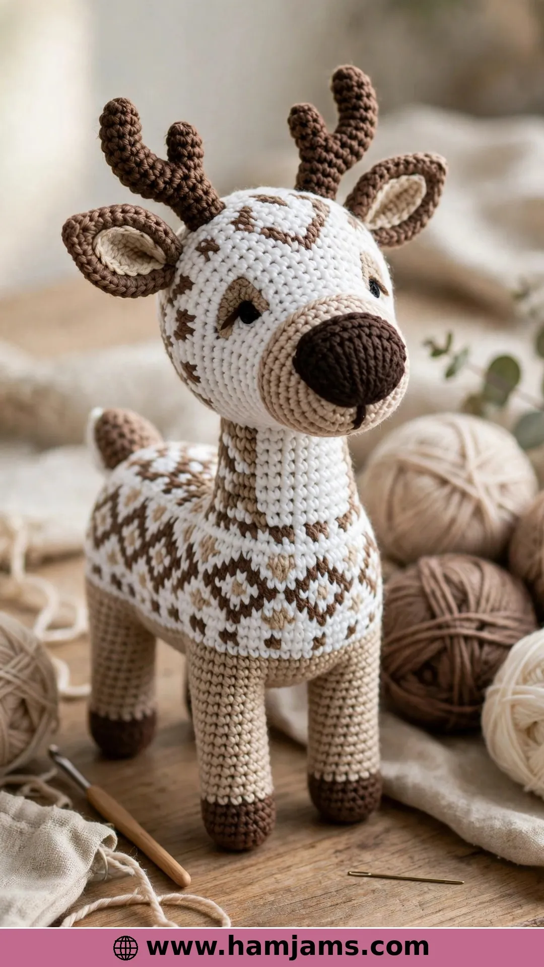 Colourwork Charm With Ms. DuDu