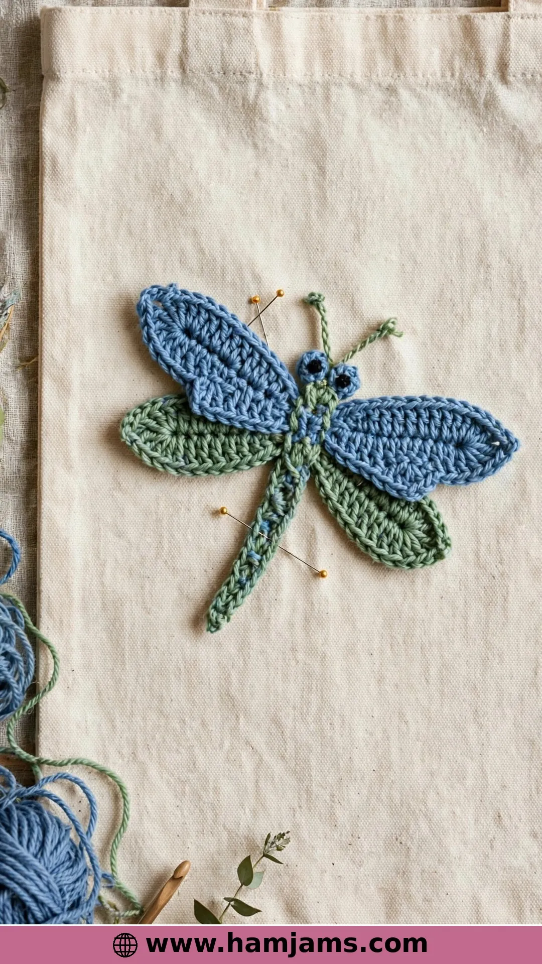 A Simple Two-Wing Appliqué in Worsted Weight