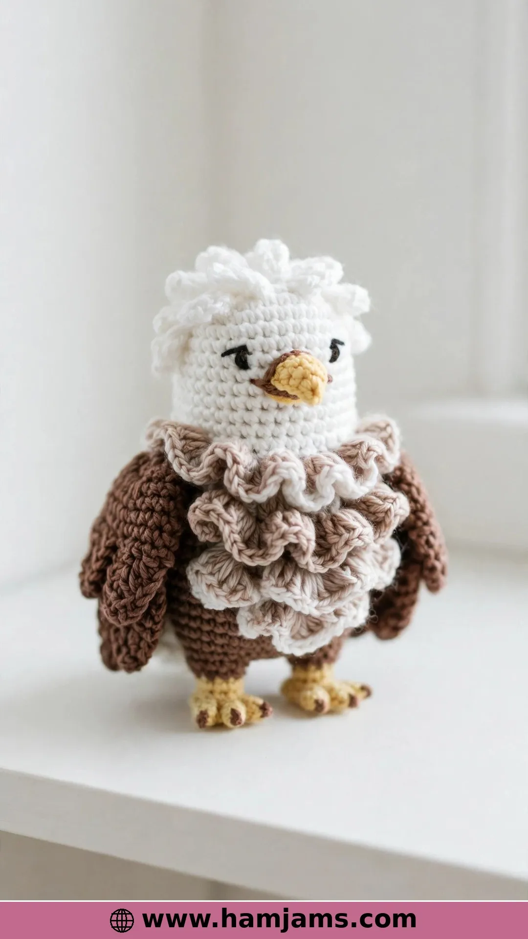 A No-Sew Little Eagle With a Ruff of Feathers