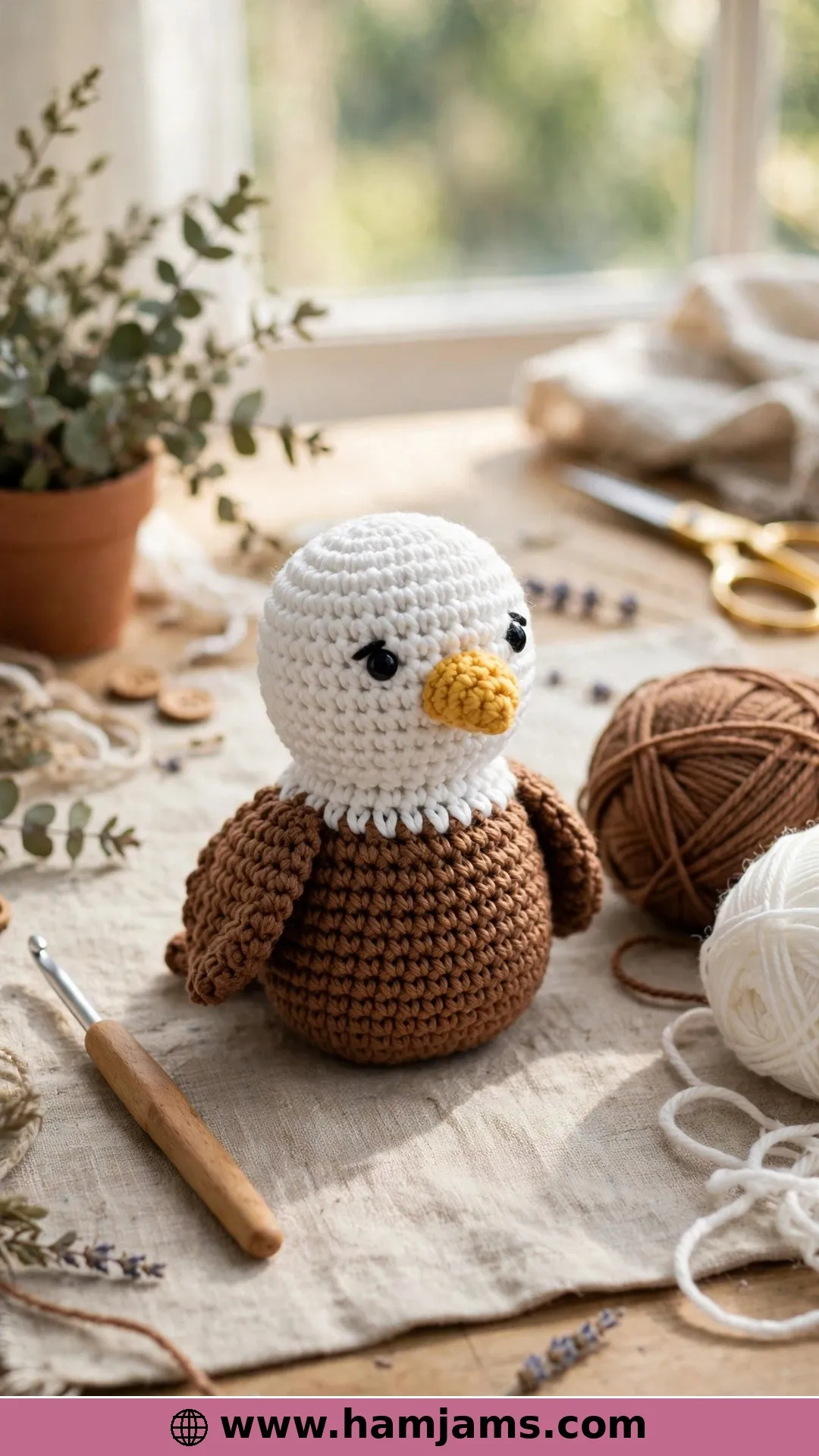 A No-Sew Eagle From a Tutorial Site