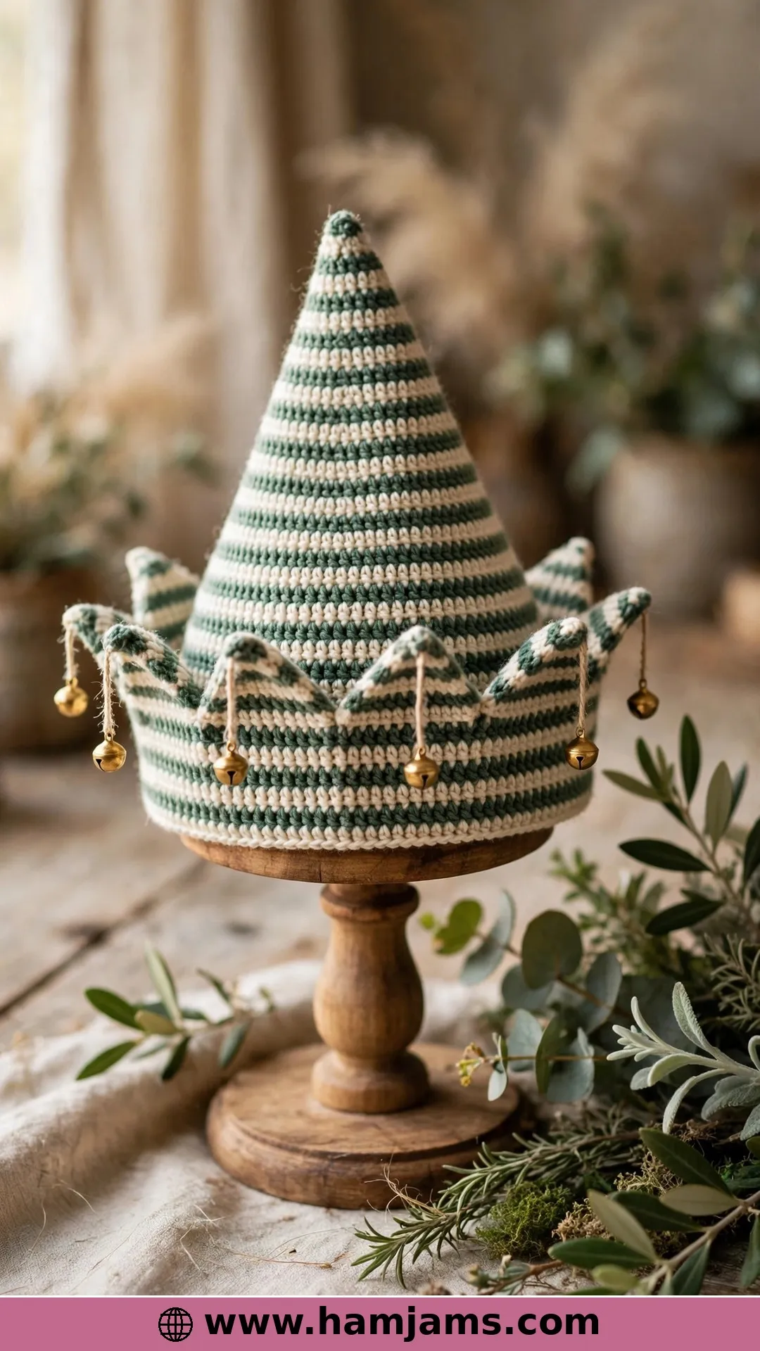 The Striped Elf Hat With a Peaked Brim
