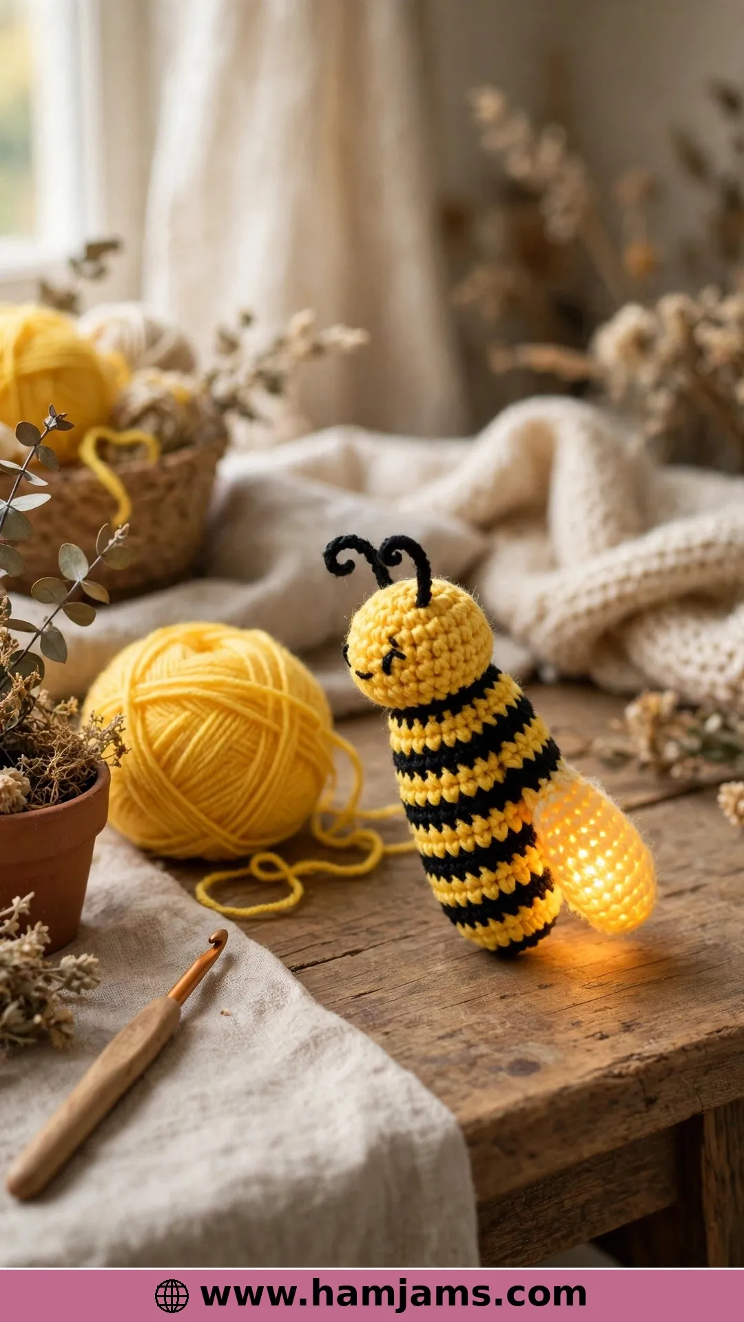 The Lightning Bug Mini Yarn Friend