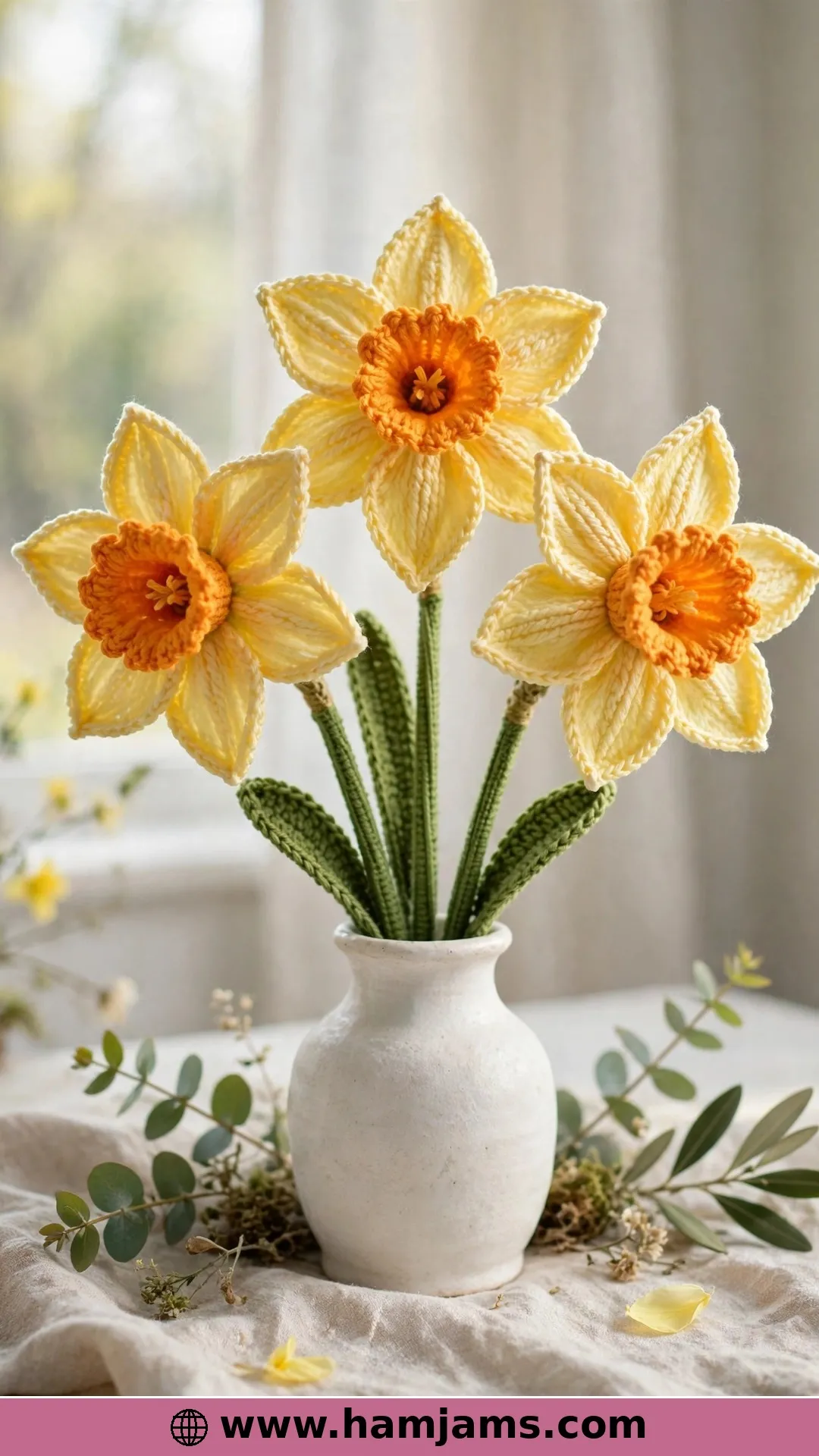 Realistic Daffodil – Sunshine on a Stem