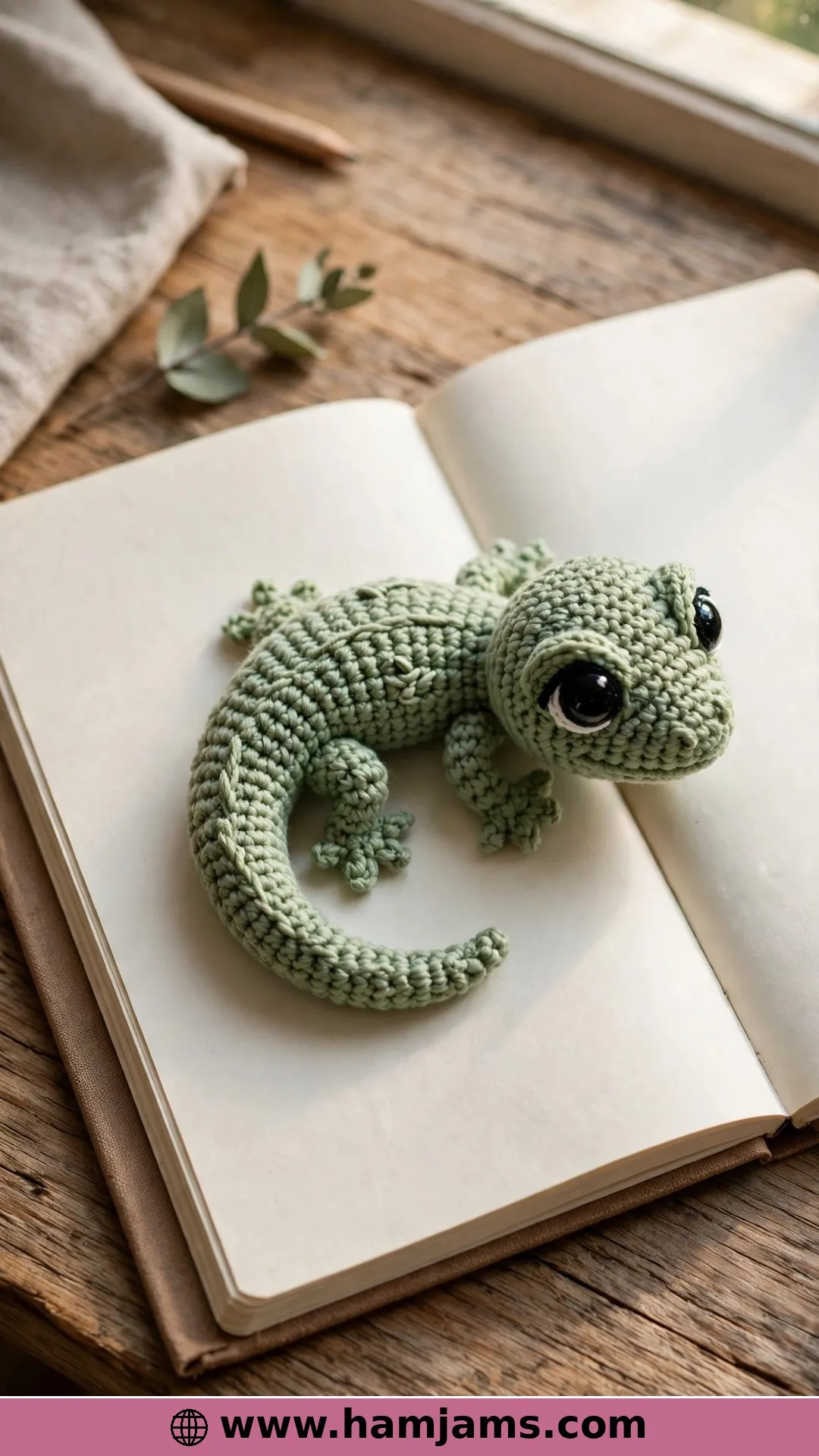 A Gecko You Can Download in Three Languages