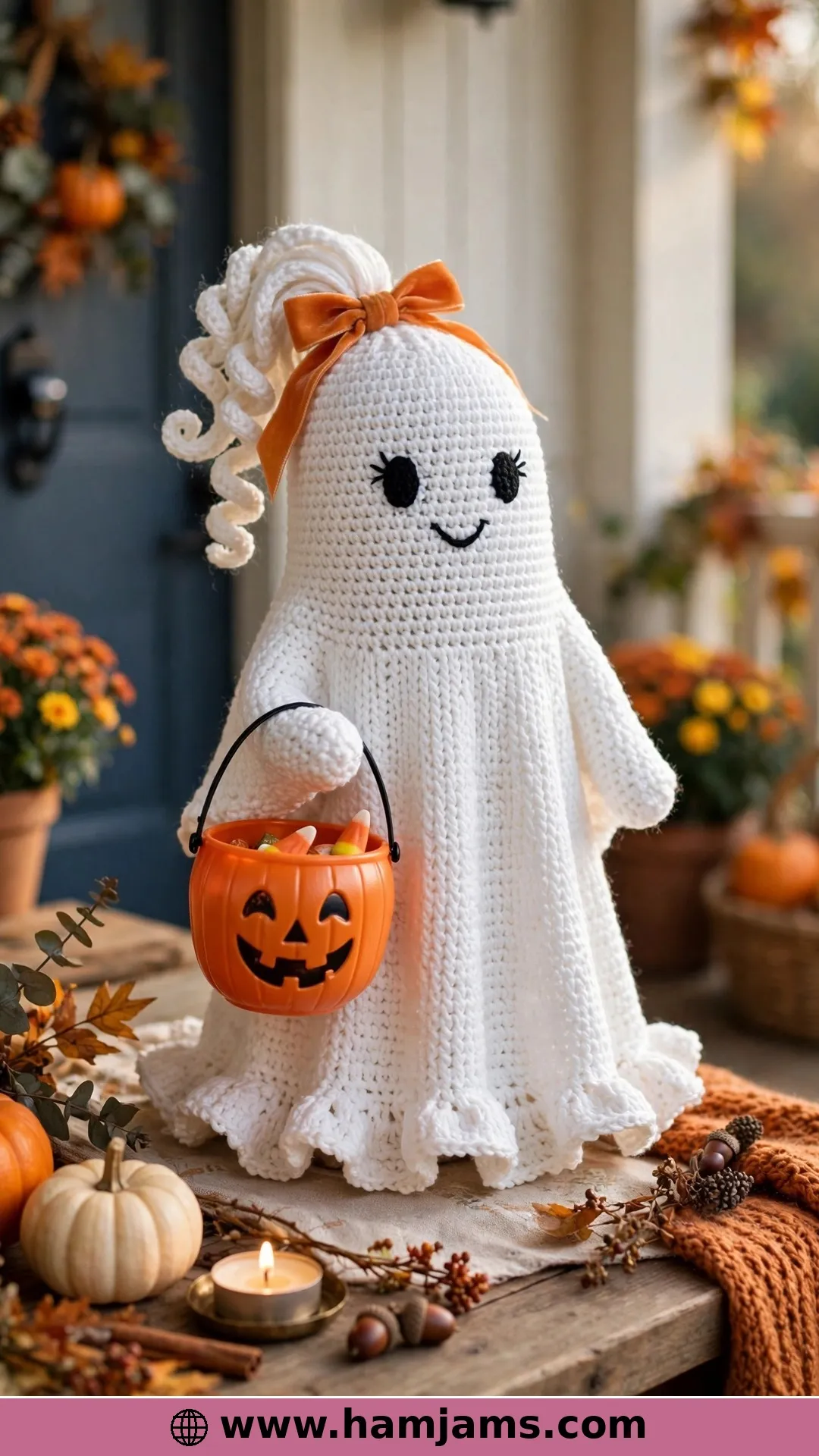Friendly Ghost: An 8½-Inch Sweetheart with a Trick-or-Treat Bucket