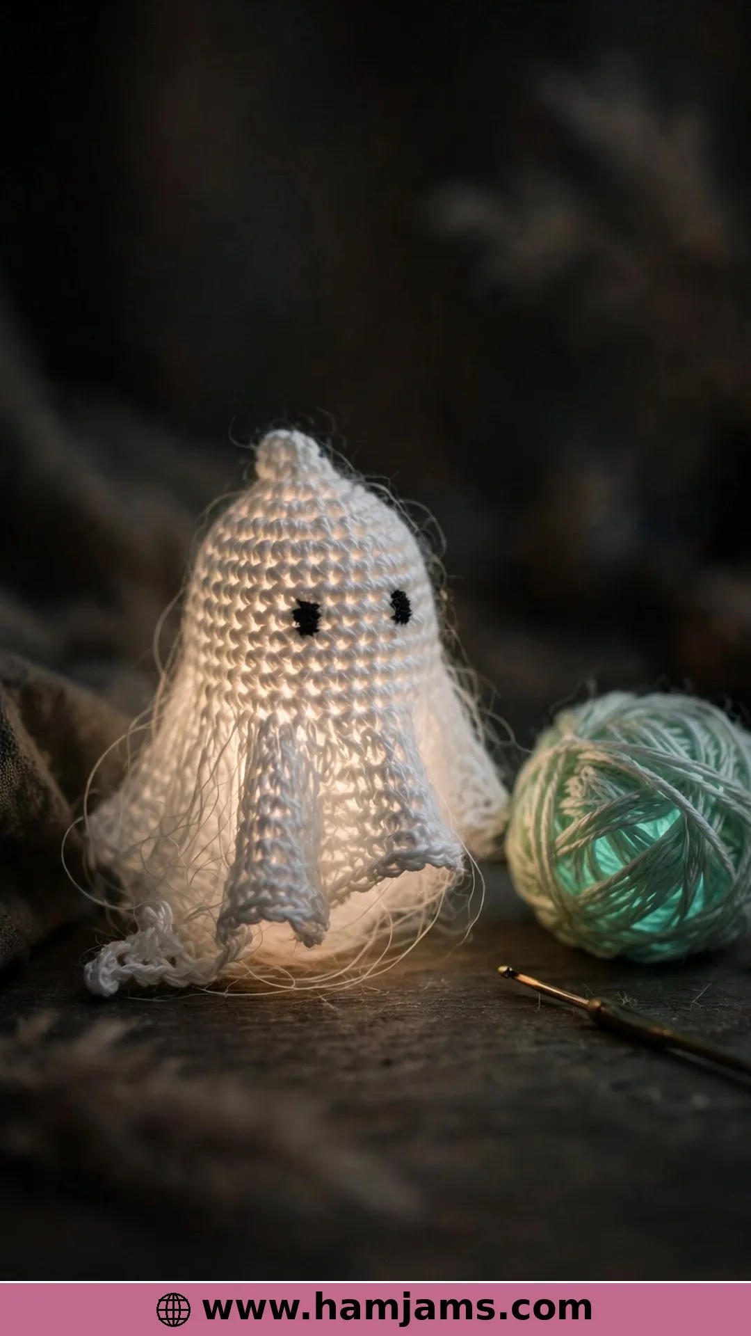 No-Sew Ghost: A Fine-Yarn Friend with a Glow-in-the-Dark Option