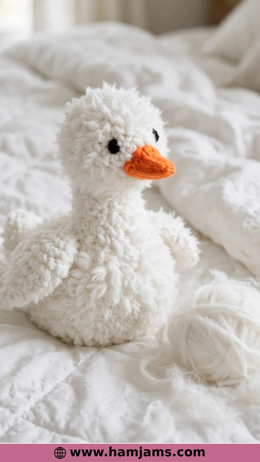 The Fluffy Goose Made of Single Crochets Only