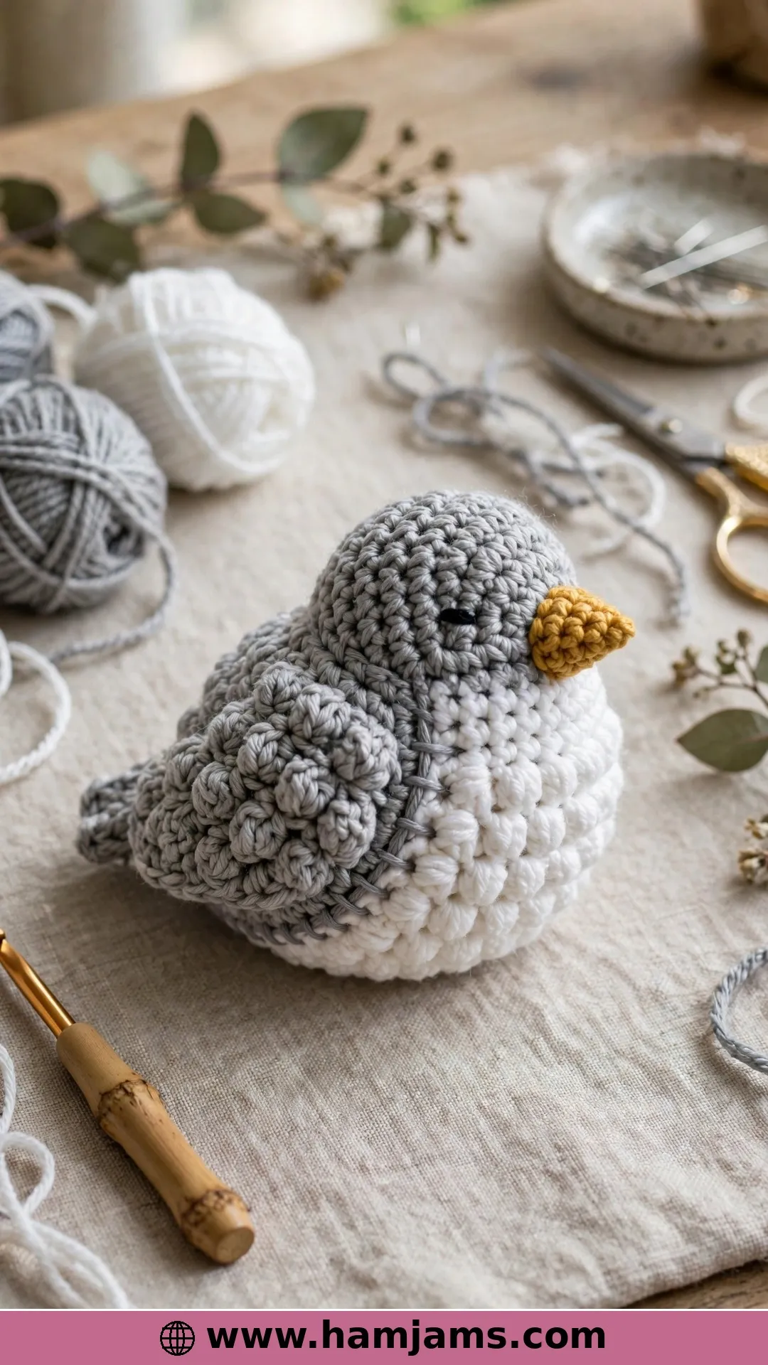 A Colour-Blocked Bird With Popcorn Details