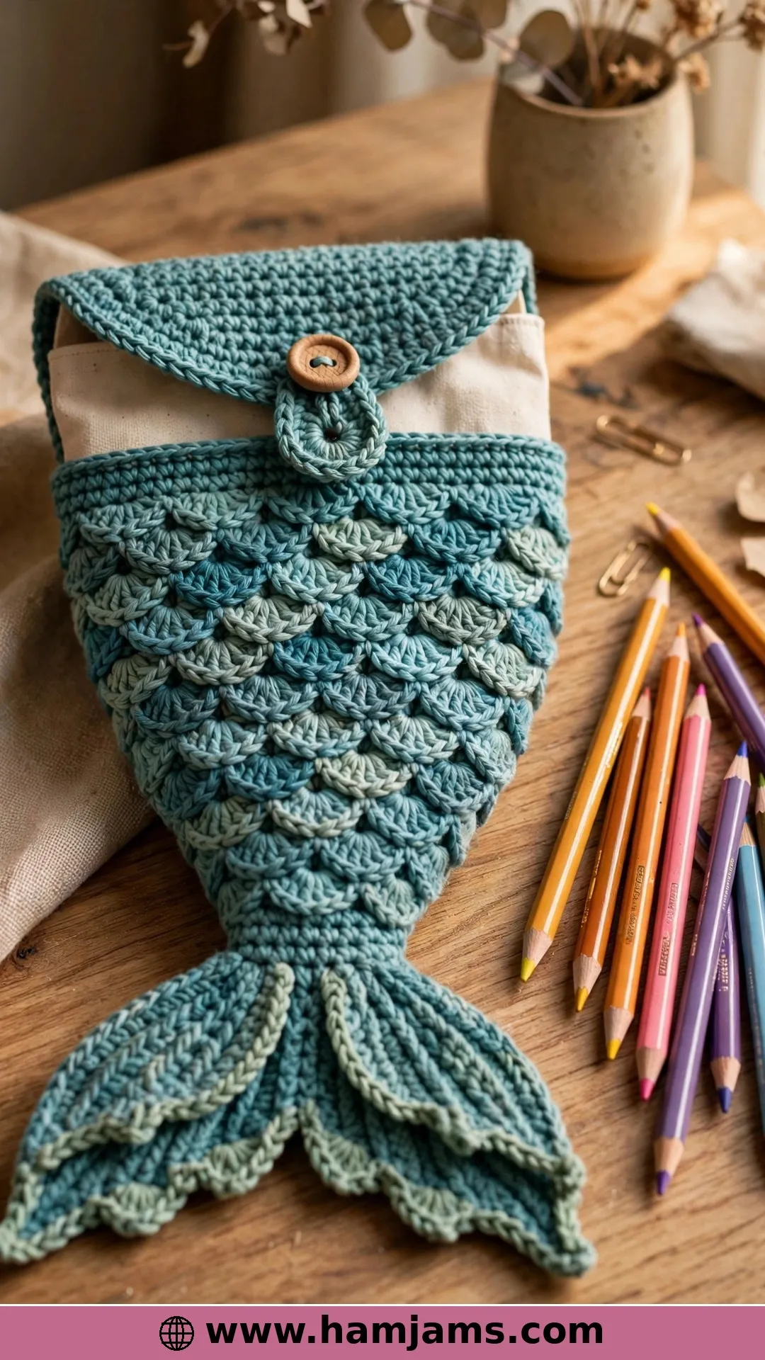 A Pencil Pouch Shaped Like a Tail