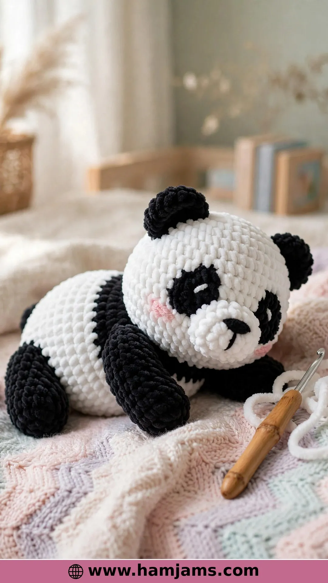 A Baby Panda in Chunky Chenille, Done in Under an Hour