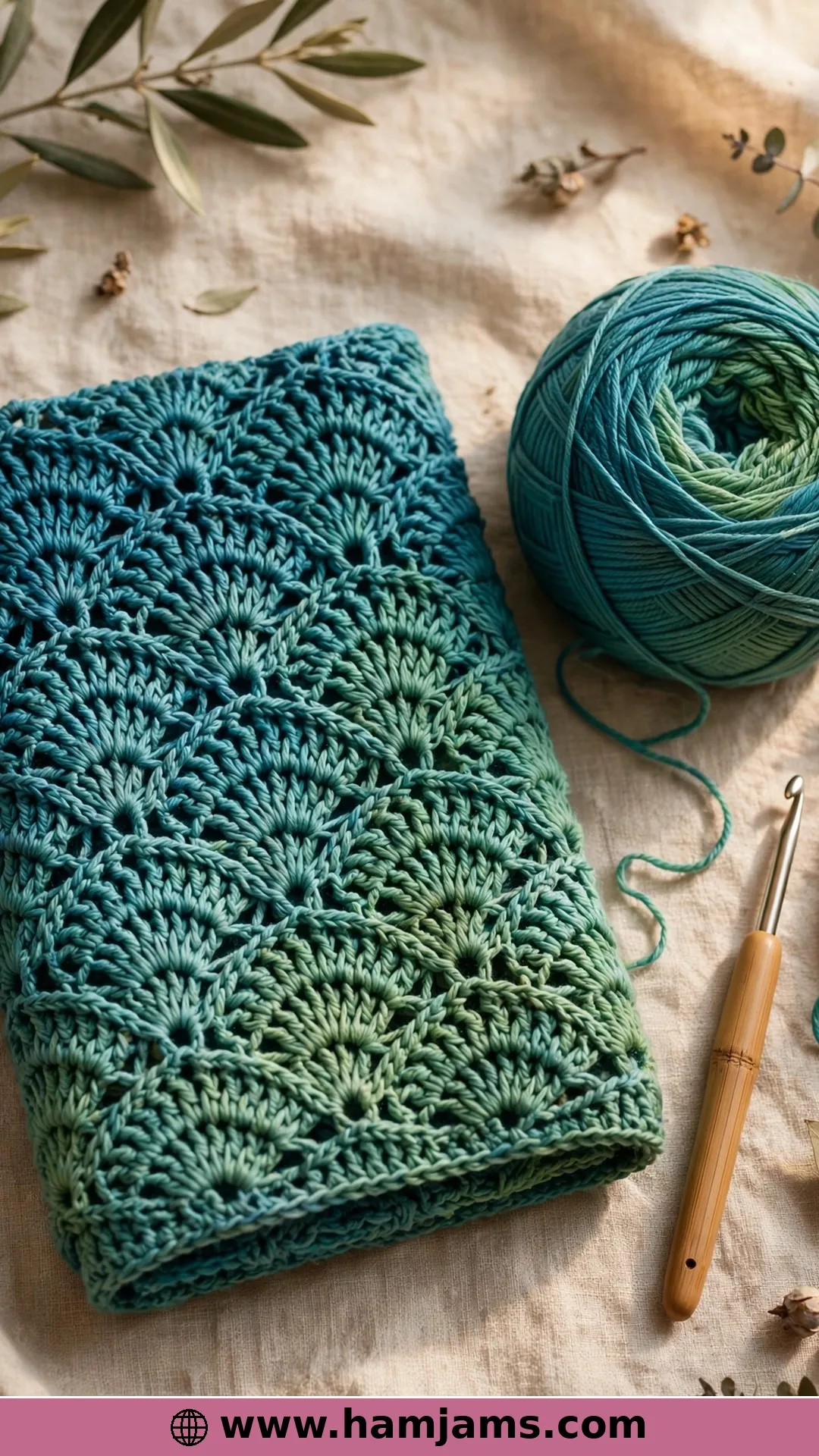 The One-Skein Peacock Cowl