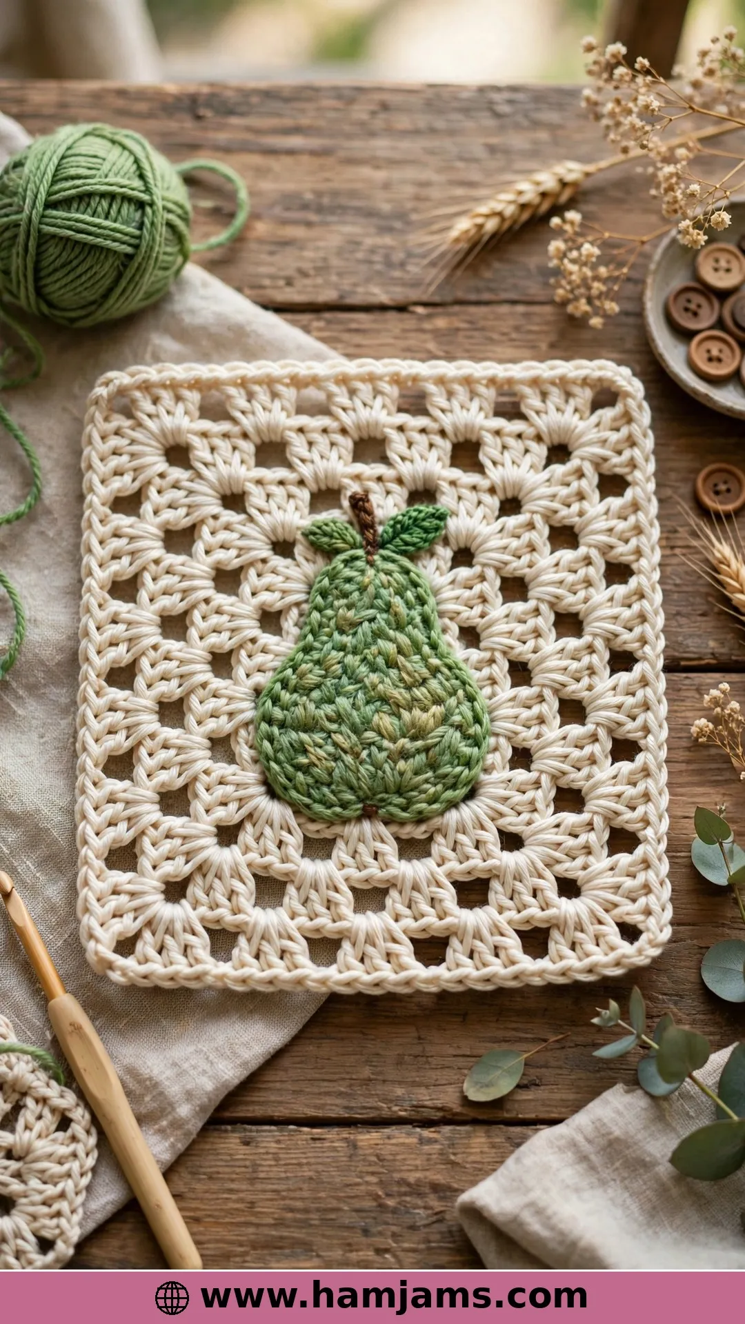 A Pear Granny Square for Bigger Projects