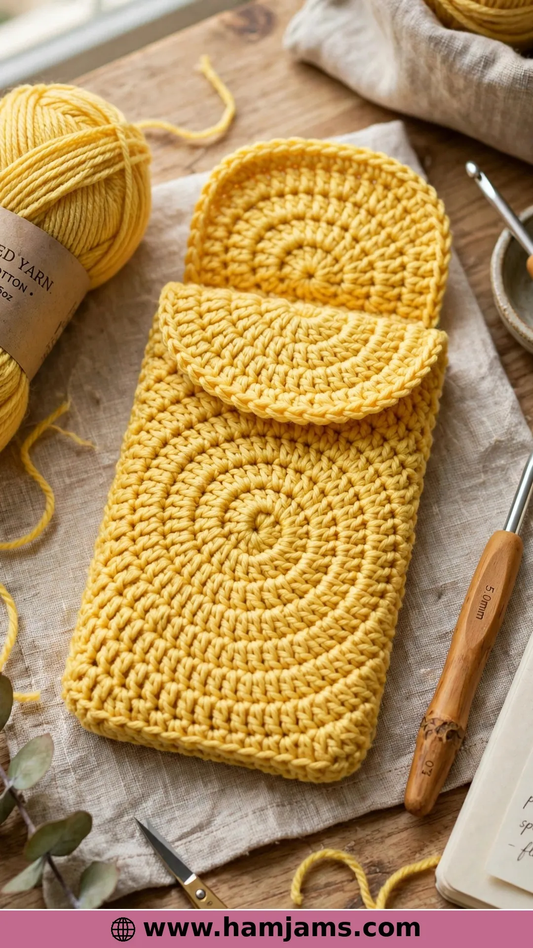 A Spiral HDC Case With a Flap, Sized to Your Phone