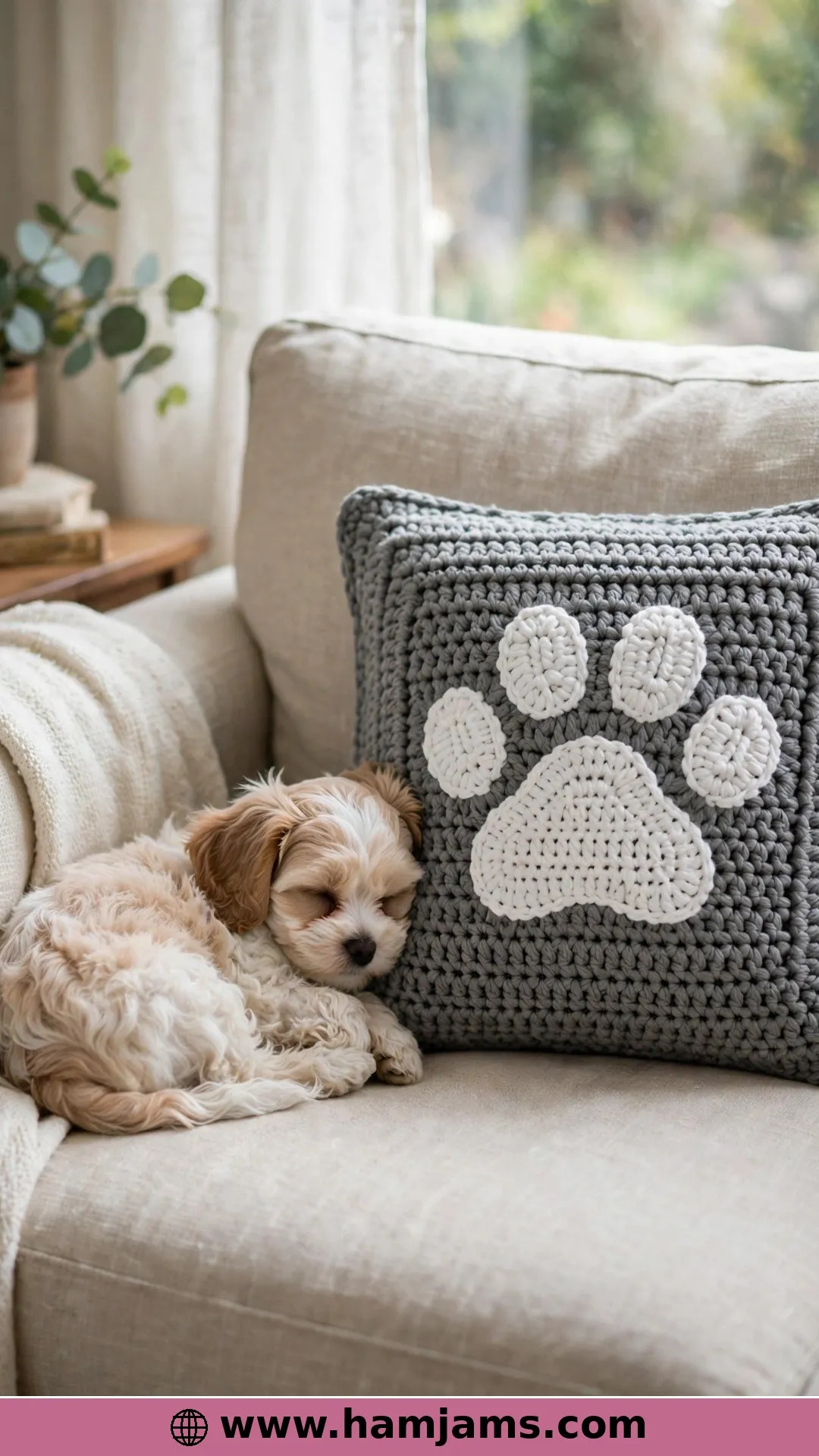 One Great Big Paw Print for Pet People