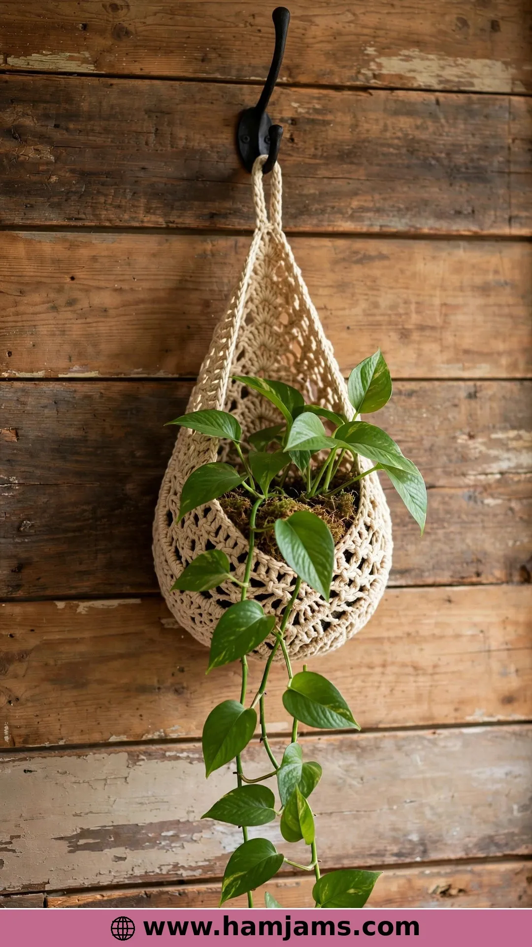 The Teardrop Farmhouse Basket for Walls