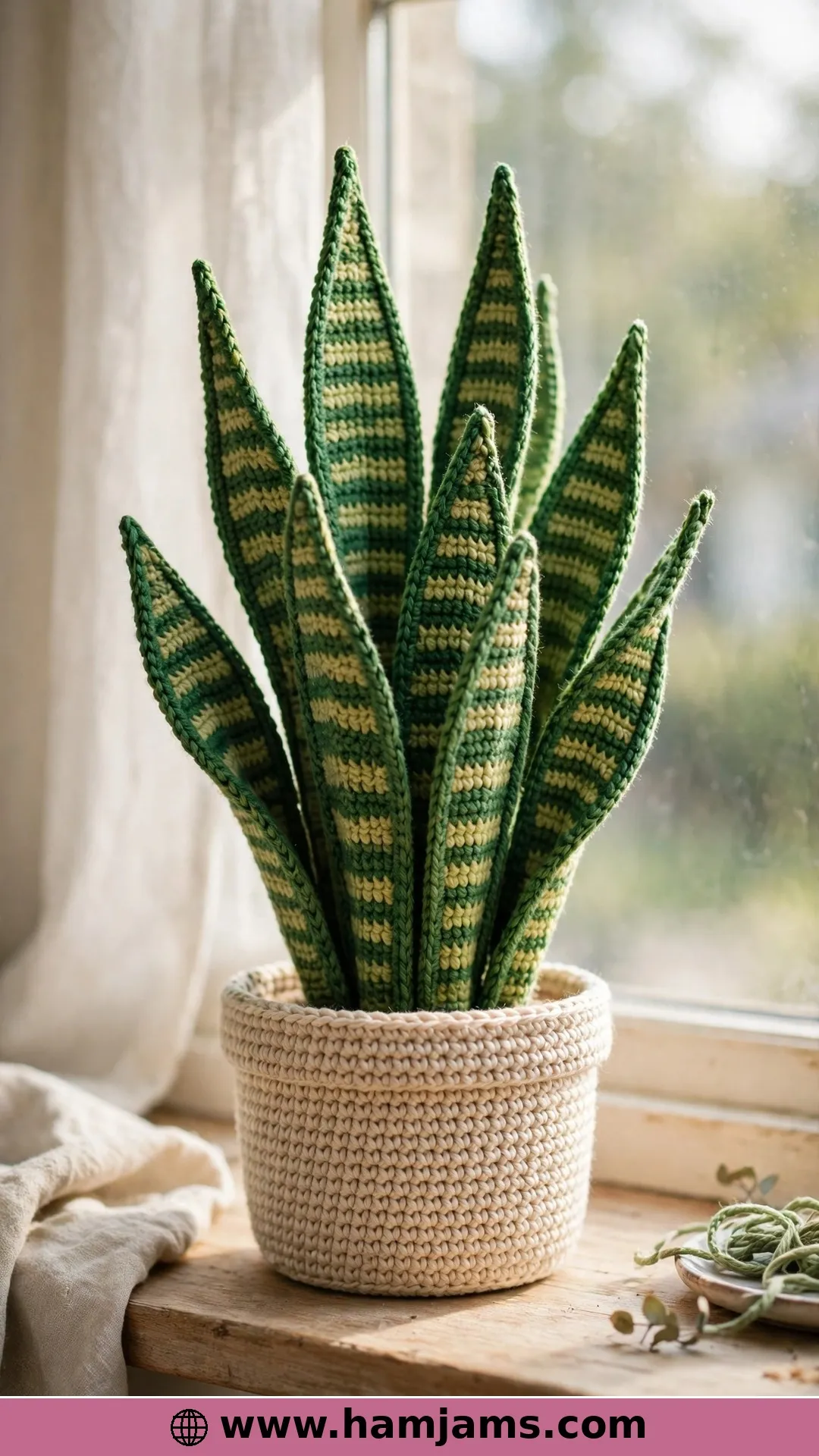 Snake Plant Amigurumi with Striped Leaves