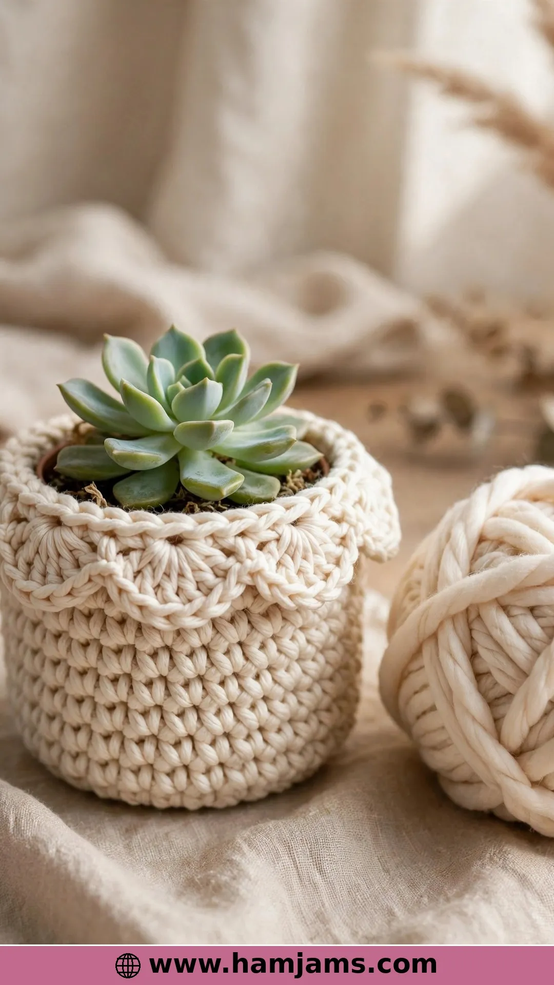The One-Skein Classic With a Scalloped Edge