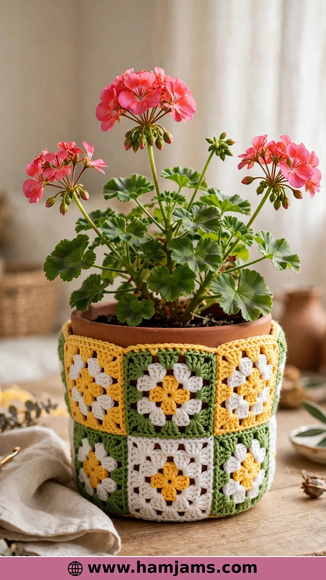 Flower Granny Squares Joined Into a Ring