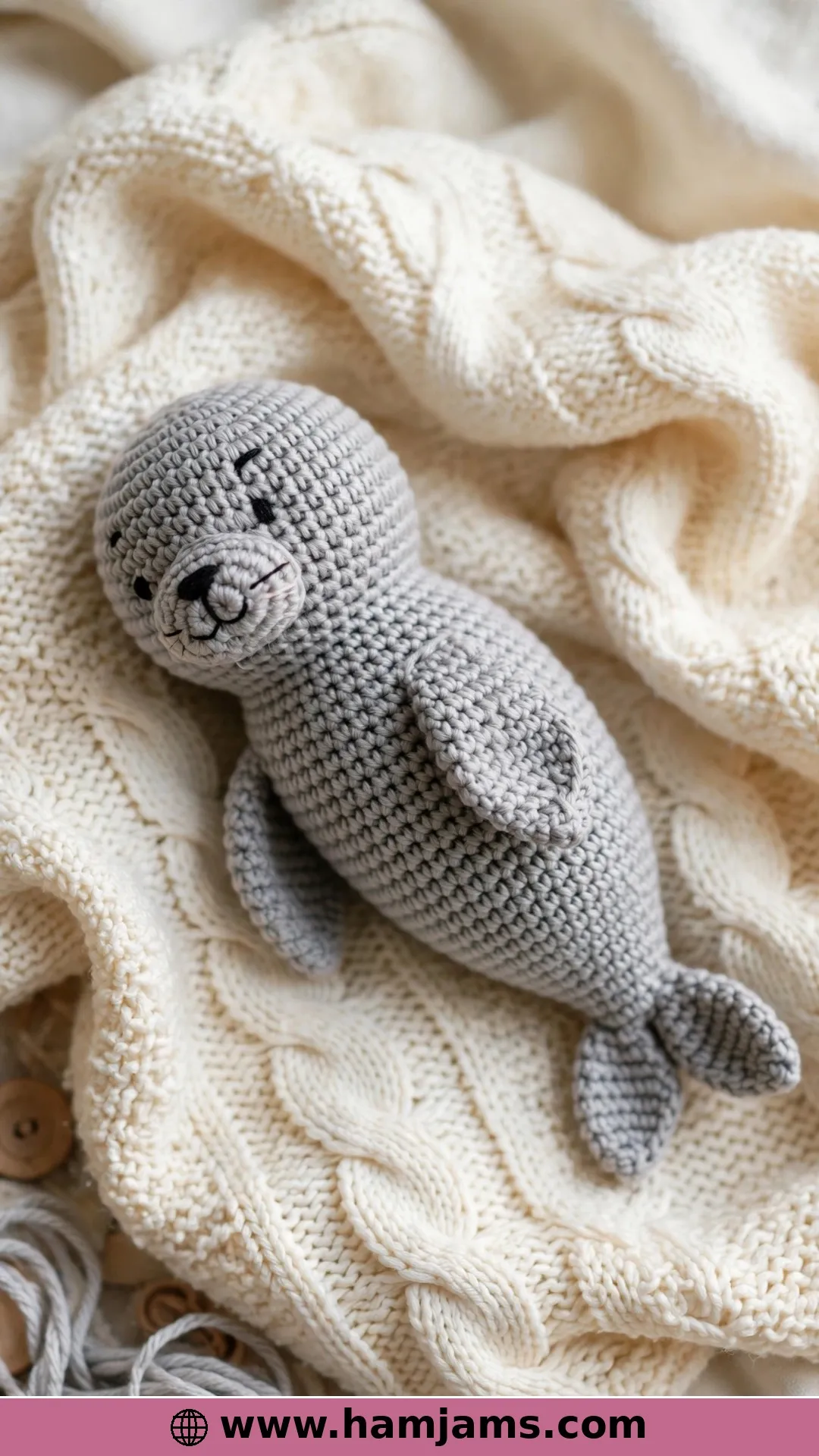 The Low-Sew Twenty-Centimetre Friend