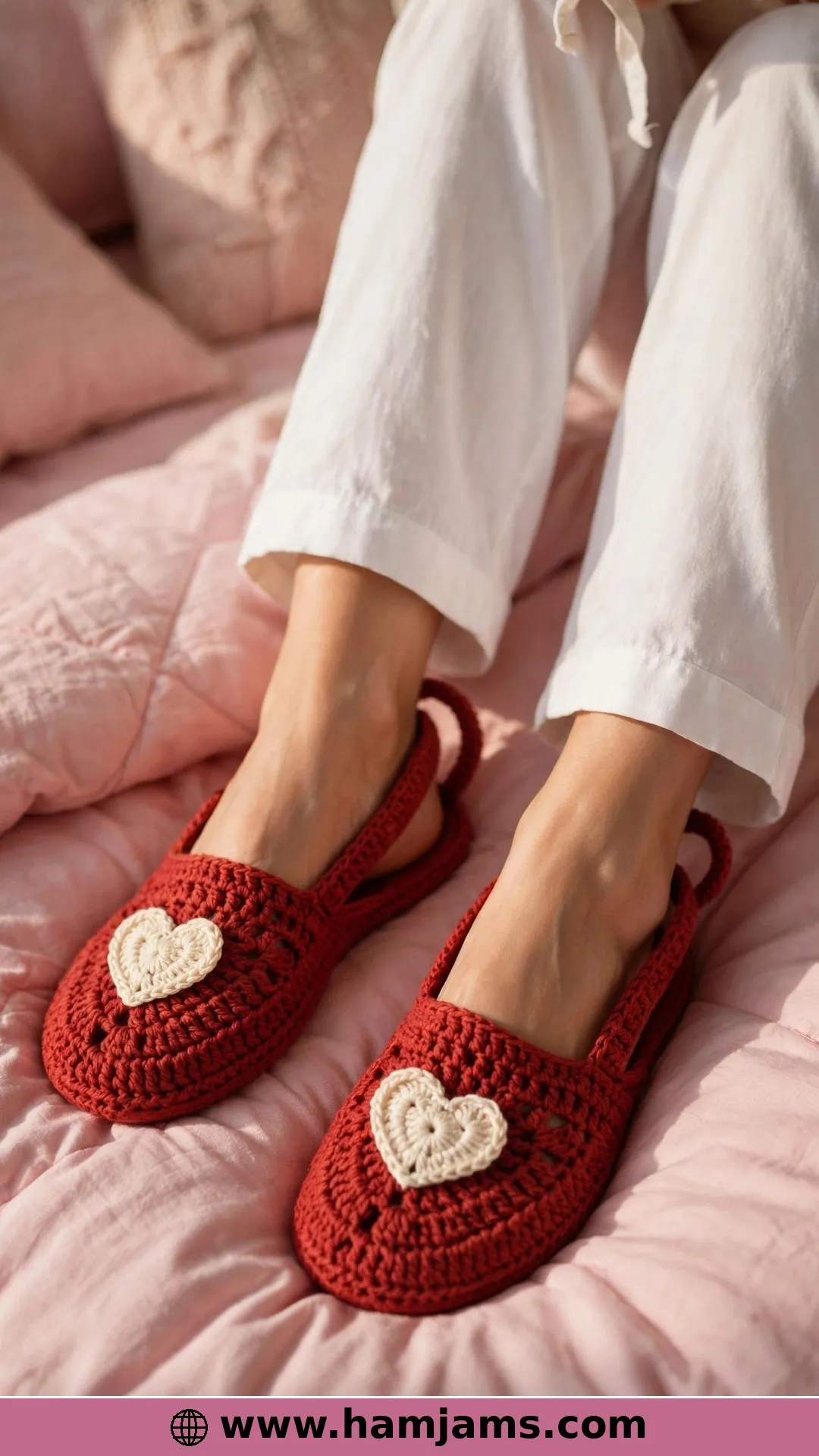 Sweetheart Slippers With Little Hearts