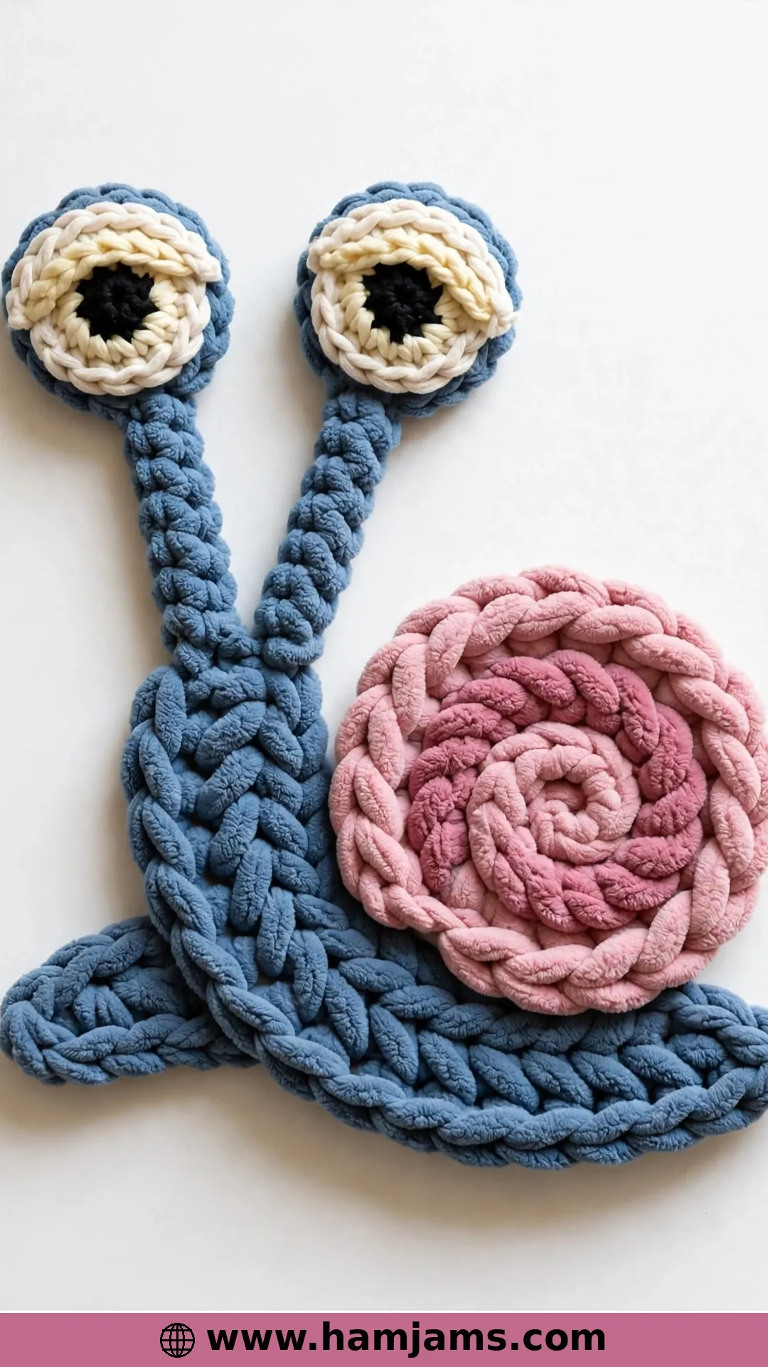A Big Blanket-Yarn Snail Appliqué
