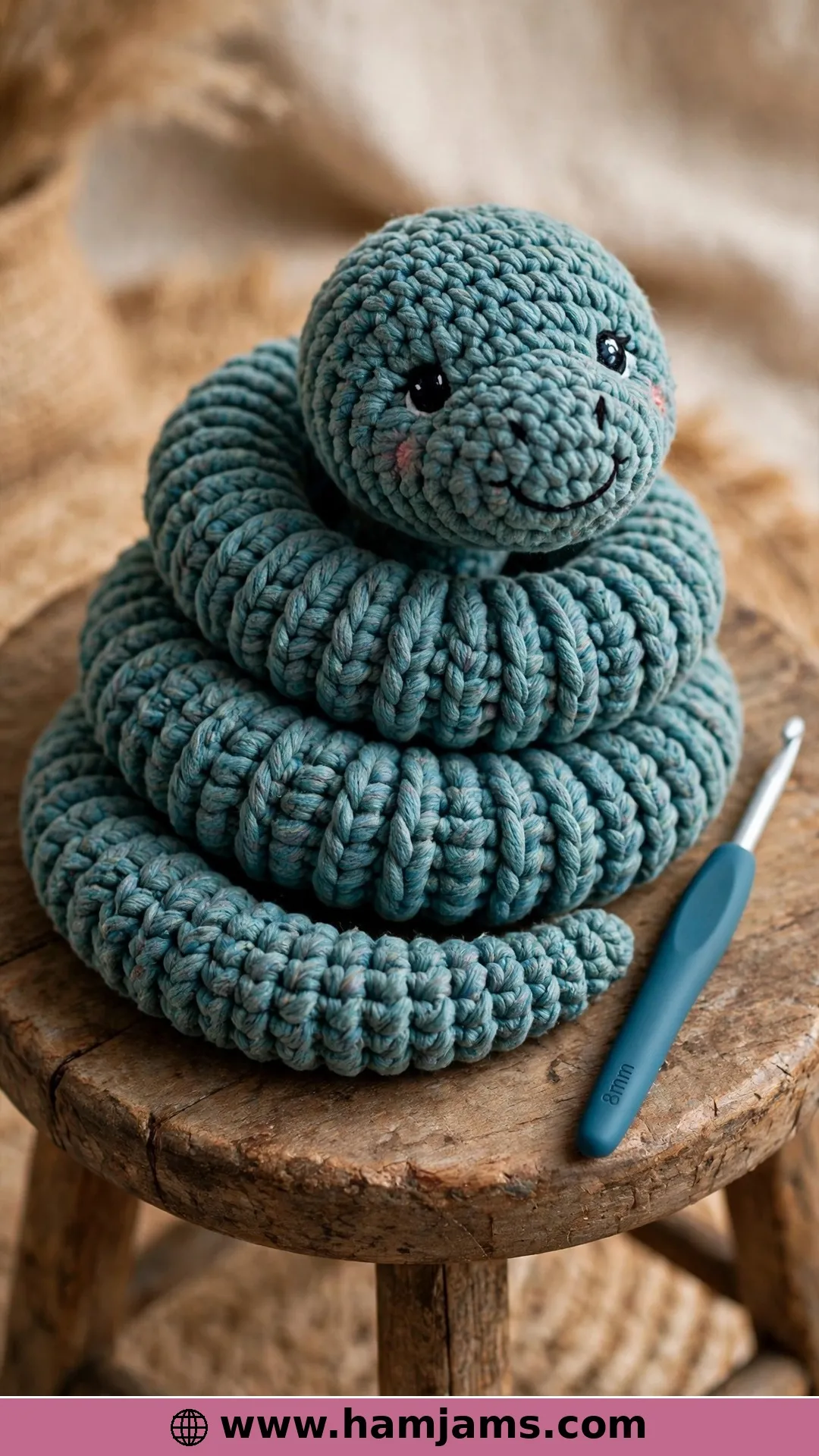 The Super-Chunky Snake with a Scaly Texture