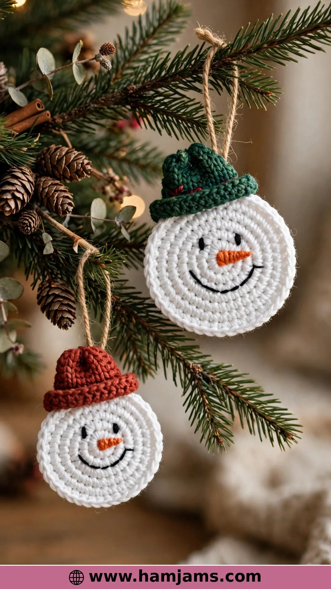 Flat Snowmen in Two Sizes for Beginners