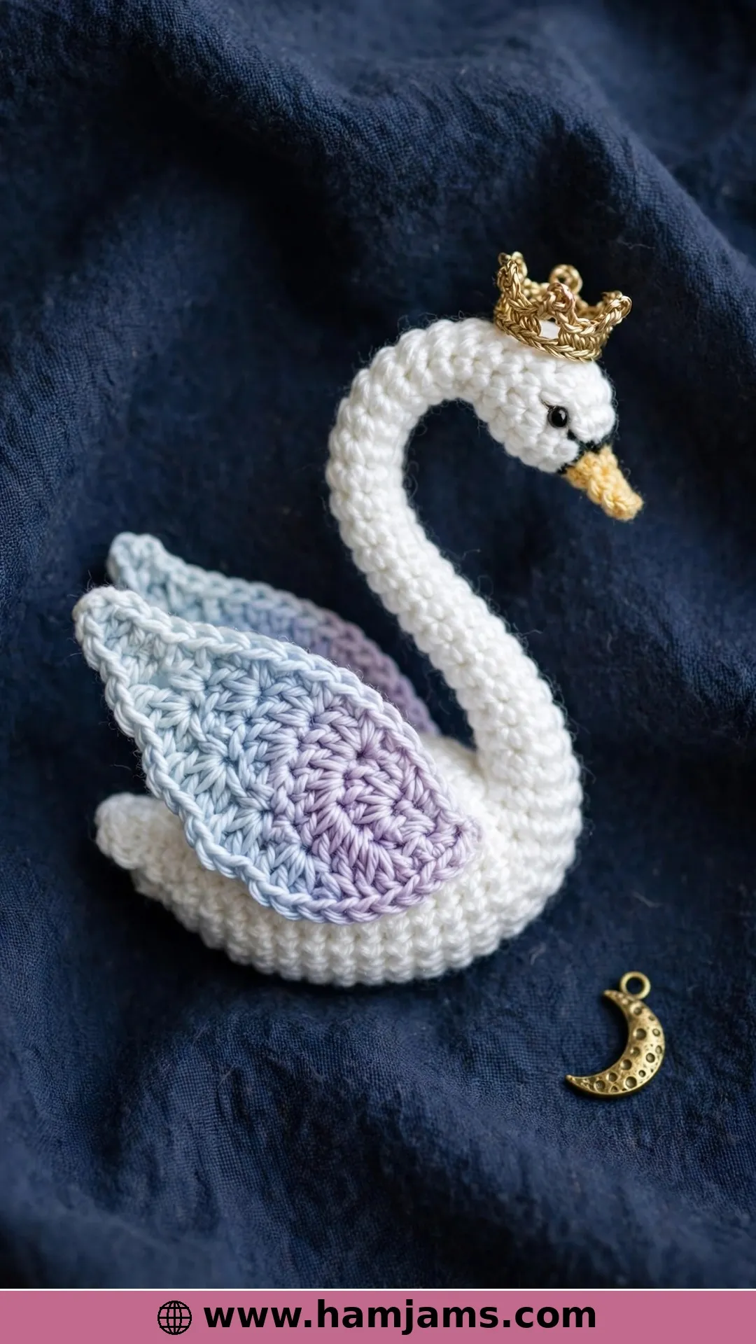 Moon Swan