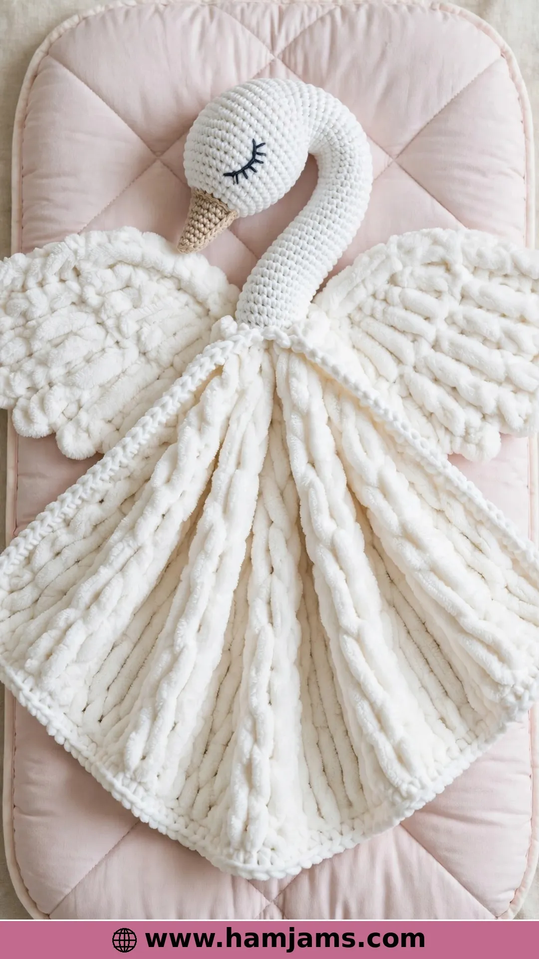 Baby Swan Lovey