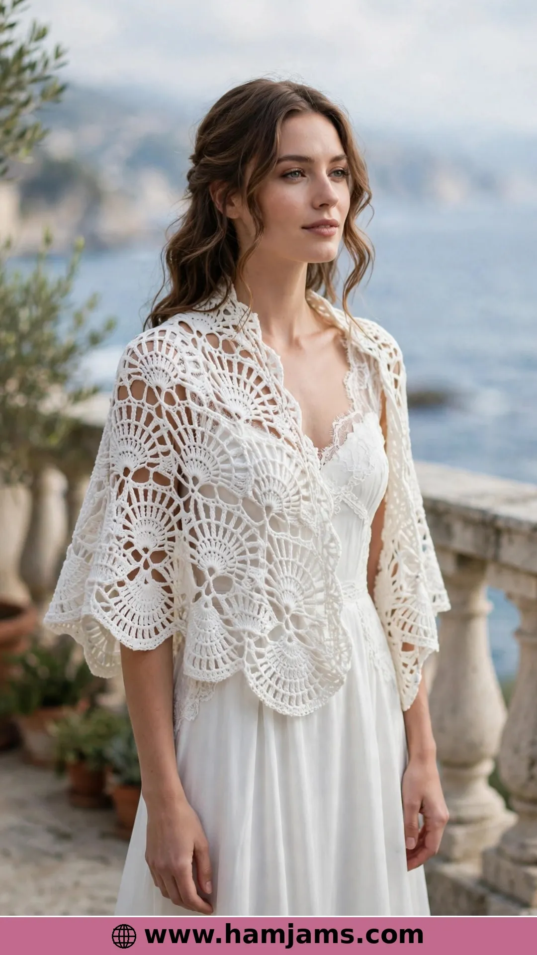 The Seaside Romance Shawl in White Fans