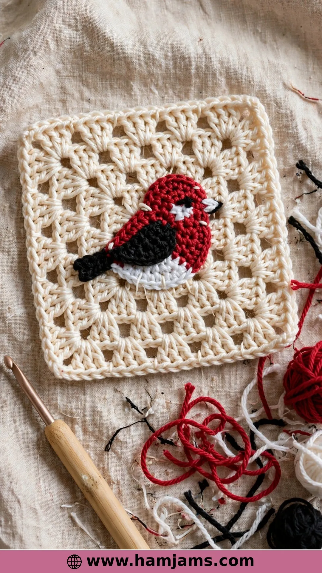 A Flat Little Bird Applique for Blankets and Cards